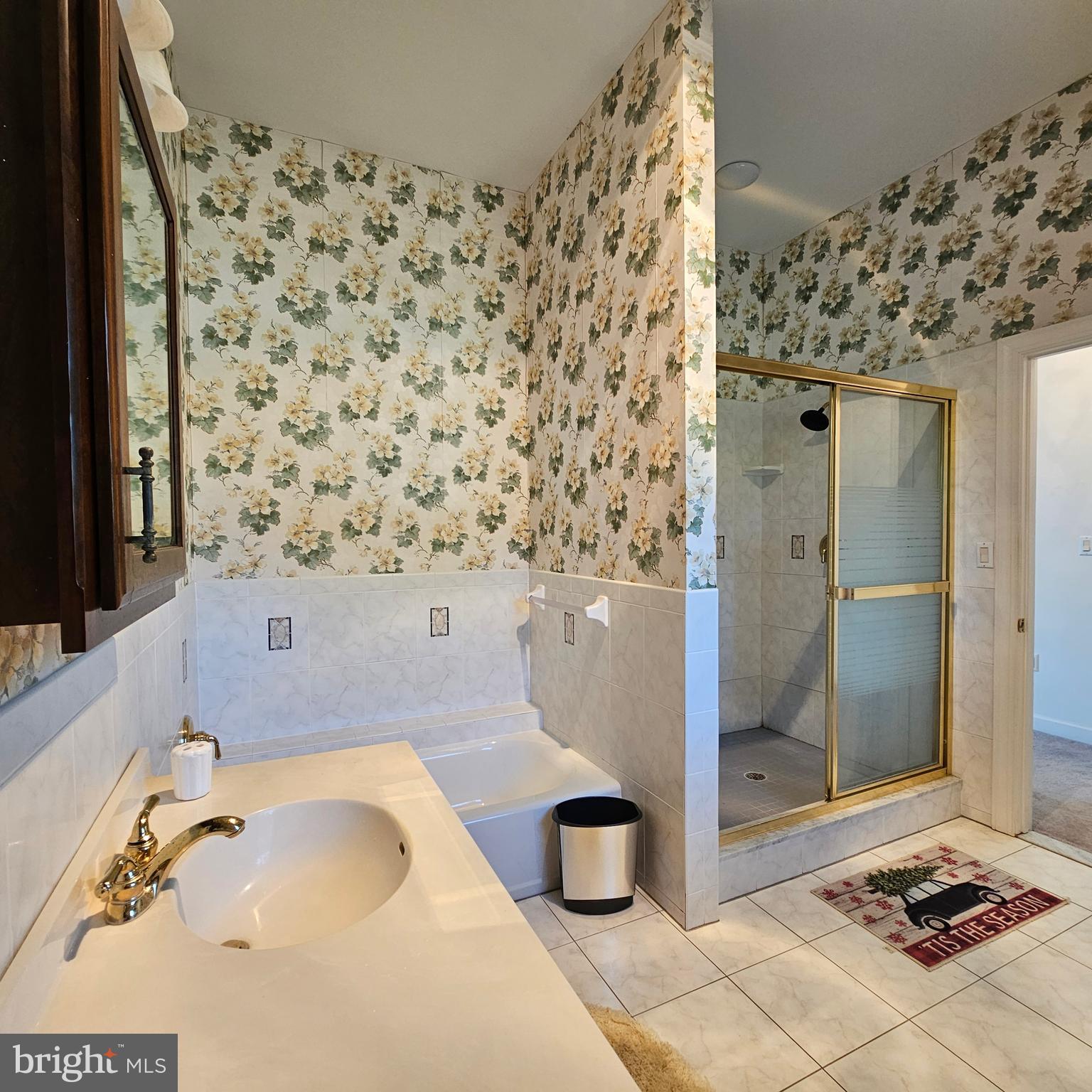 HUNT VALLEY - Residential Lease