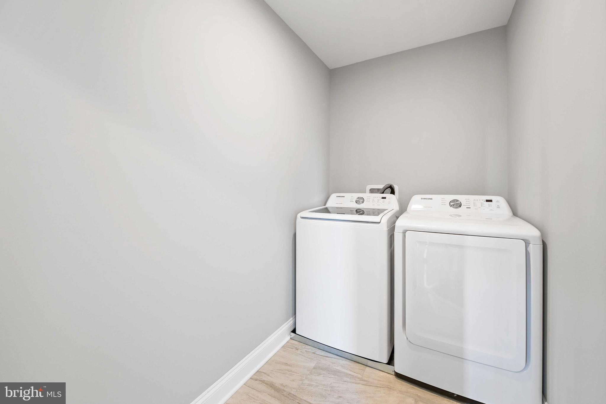 RIVERA BEACH - Residential