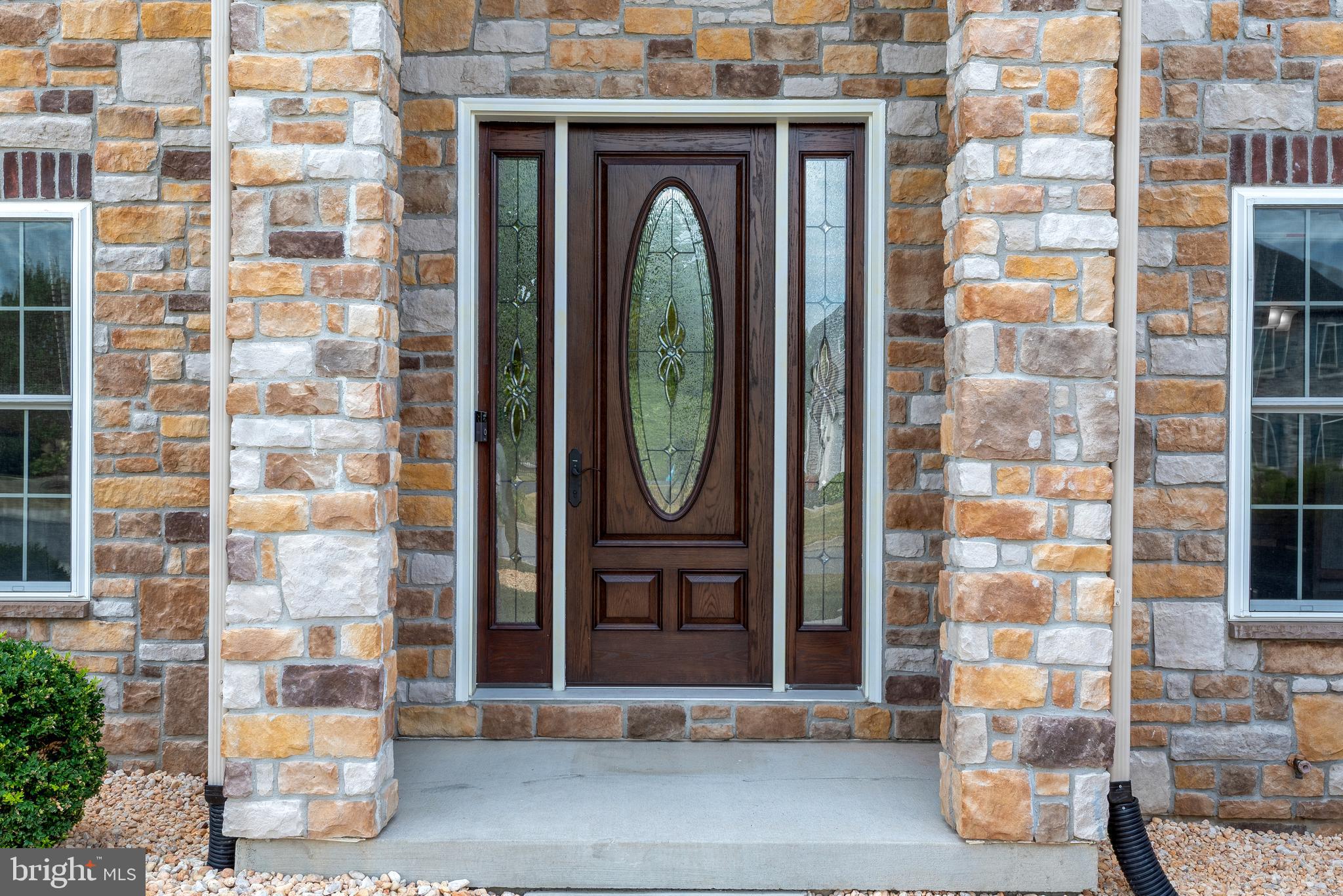 HAMPDEN SUMMIT - Residential