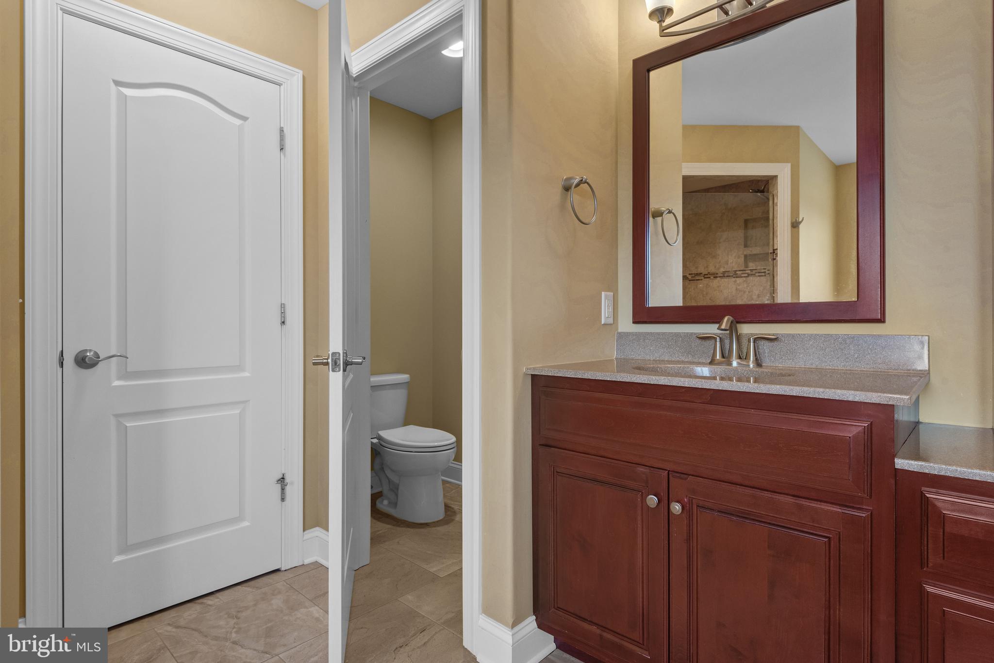 HAMPDEN SUMMIT - Residential