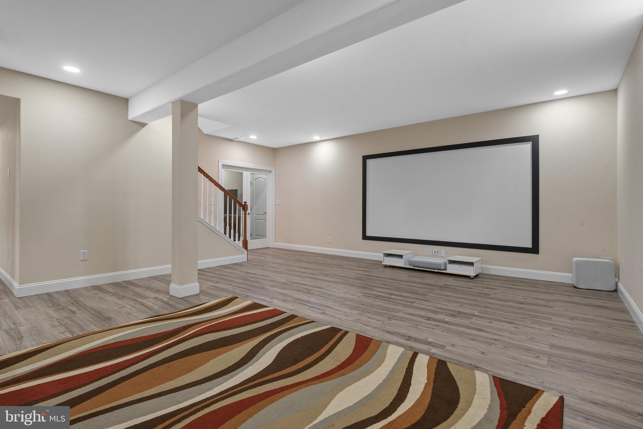 HAMPDEN SUMMIT - Residential