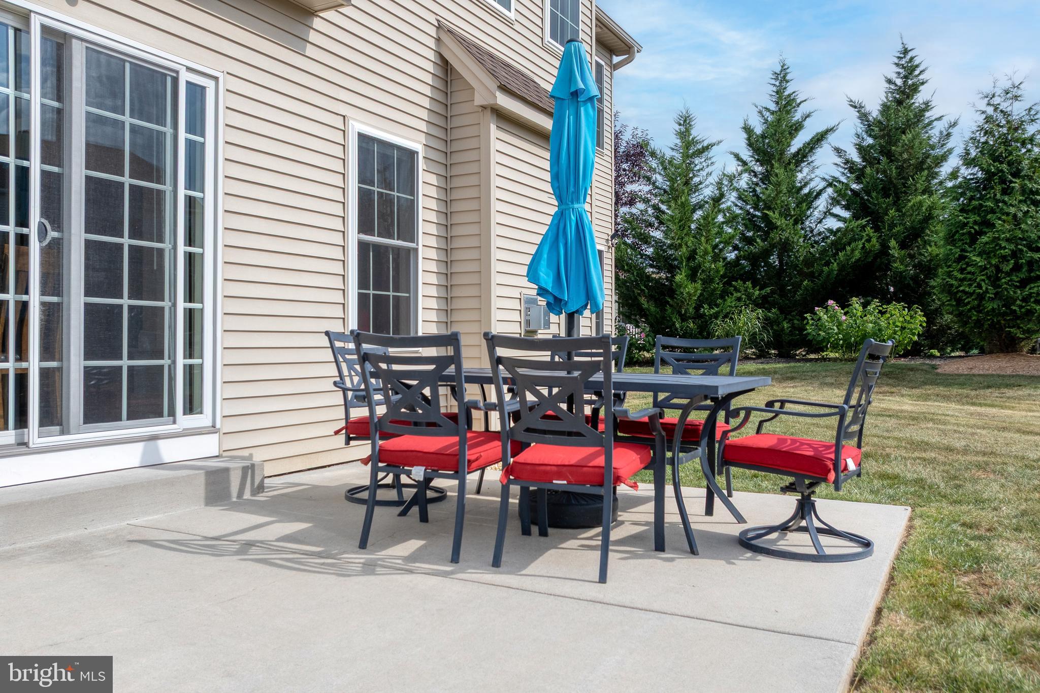 HAMPDEN SUMMIT - Residential