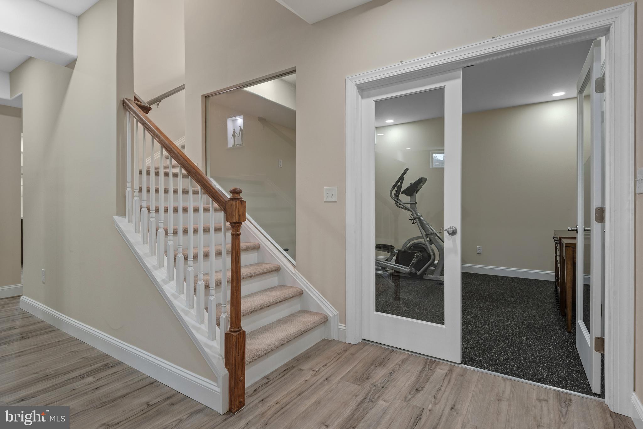 HAMPDEN SUMMIT - Residential