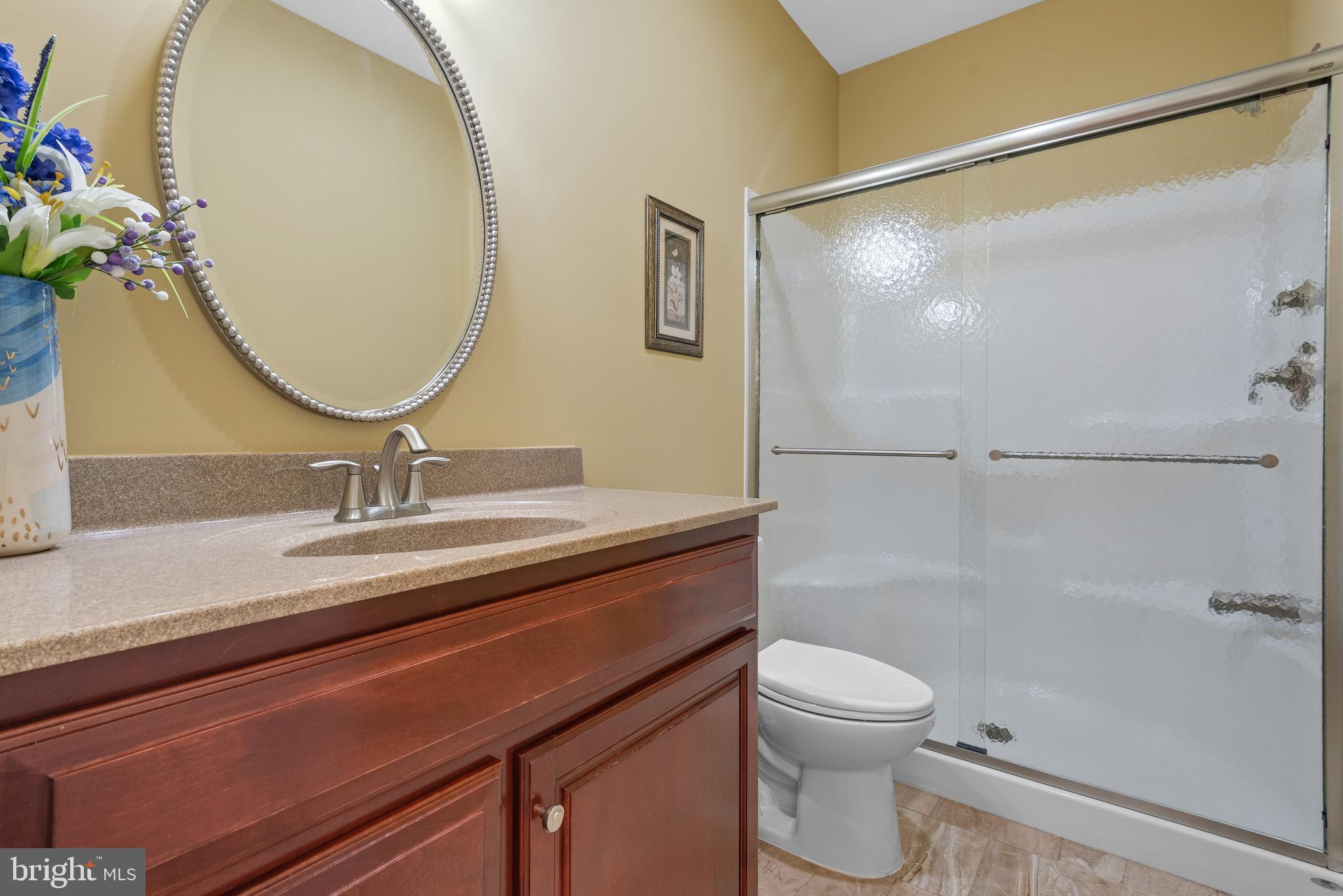 HAMPDEN SUMMIT - Residential