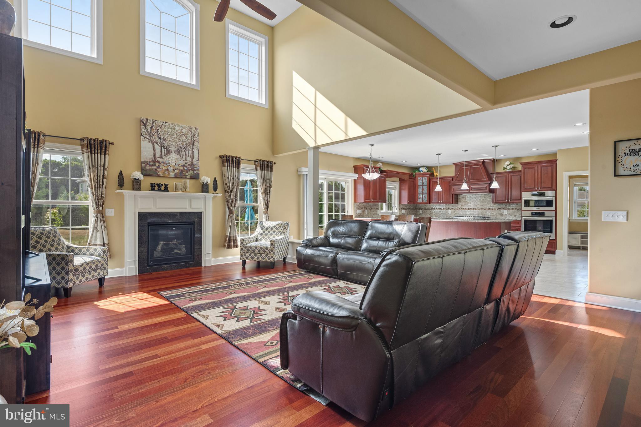 HAMPDEN SUMMIT - Residential