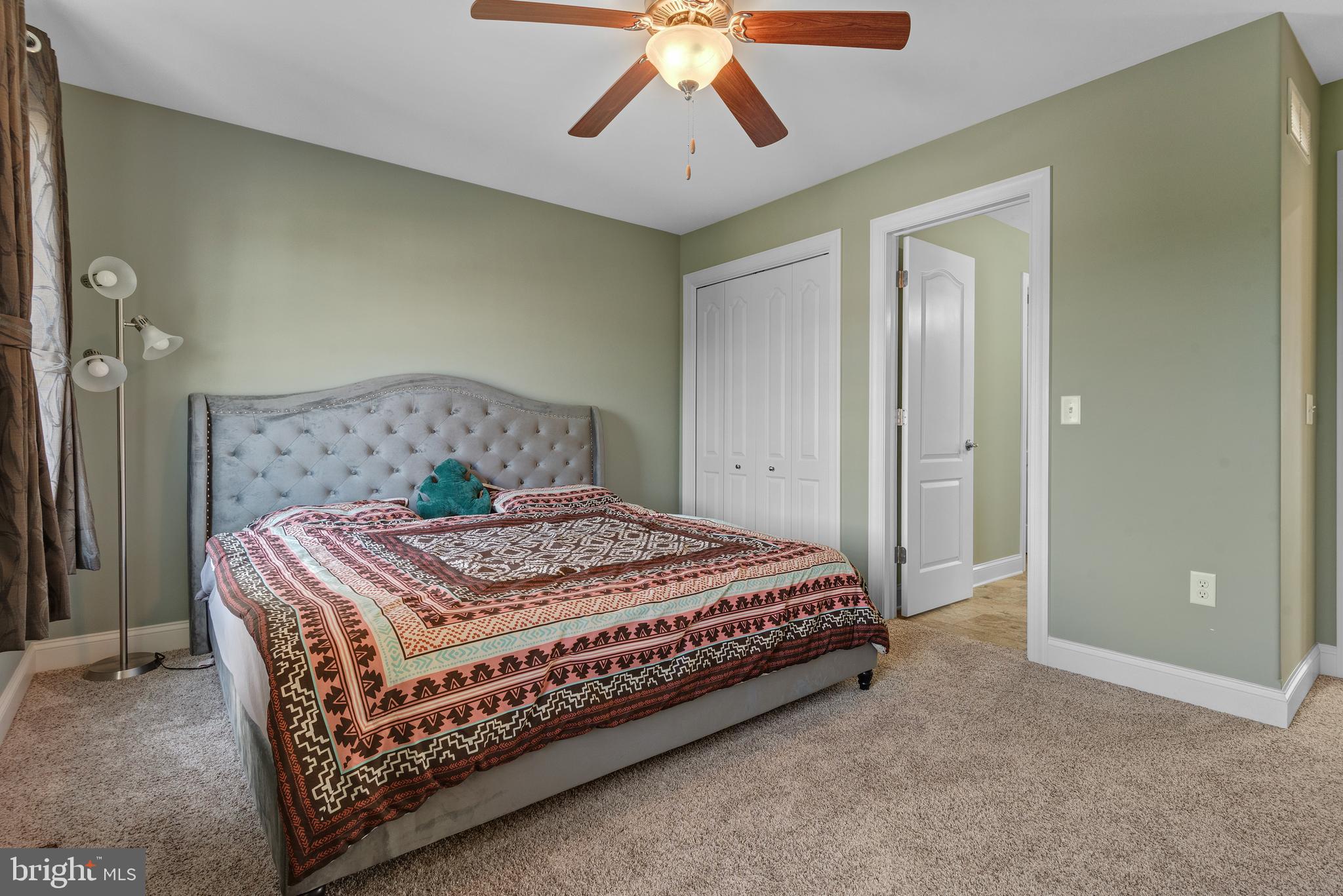 HAMPDEN SUMMIT - Residential