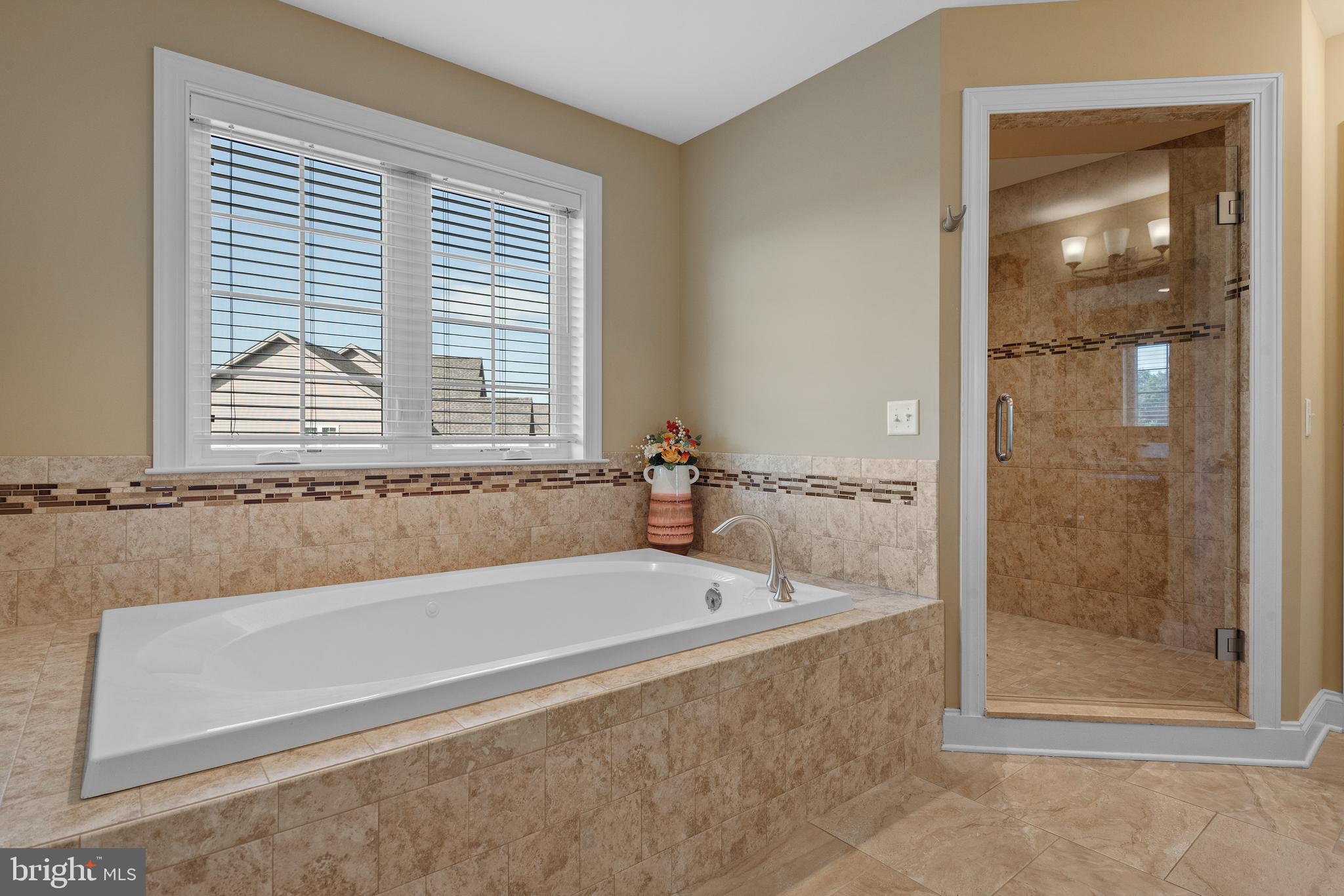 HAMPDEN SUMMIT - Residential