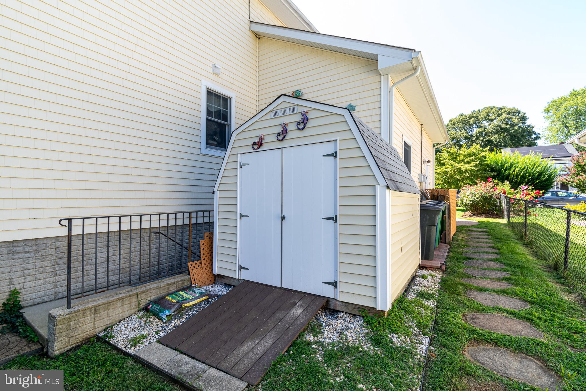 WEST ANNAPOLIS - Residential