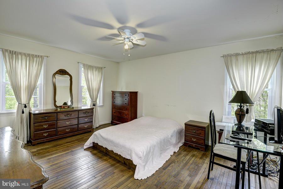 WILLERBURN ACRES - Residential