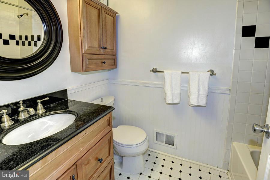 WILLERBURN ACRES - Residential