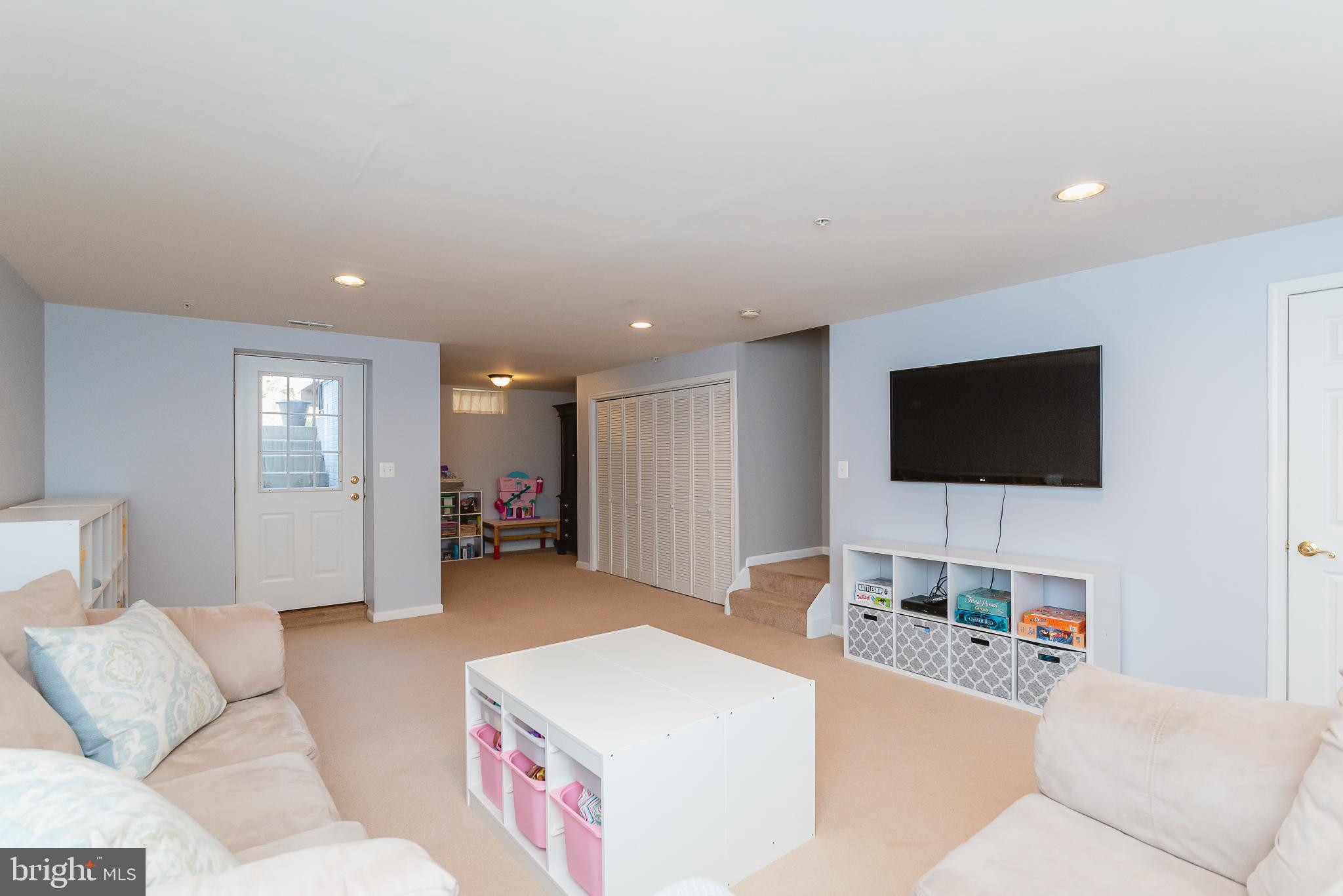 GREENBRIER HILLS - Residential