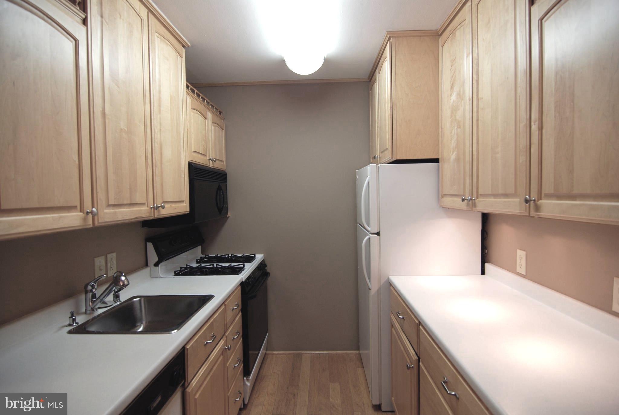 FAIRFAX HERITAGE - Residential Lease