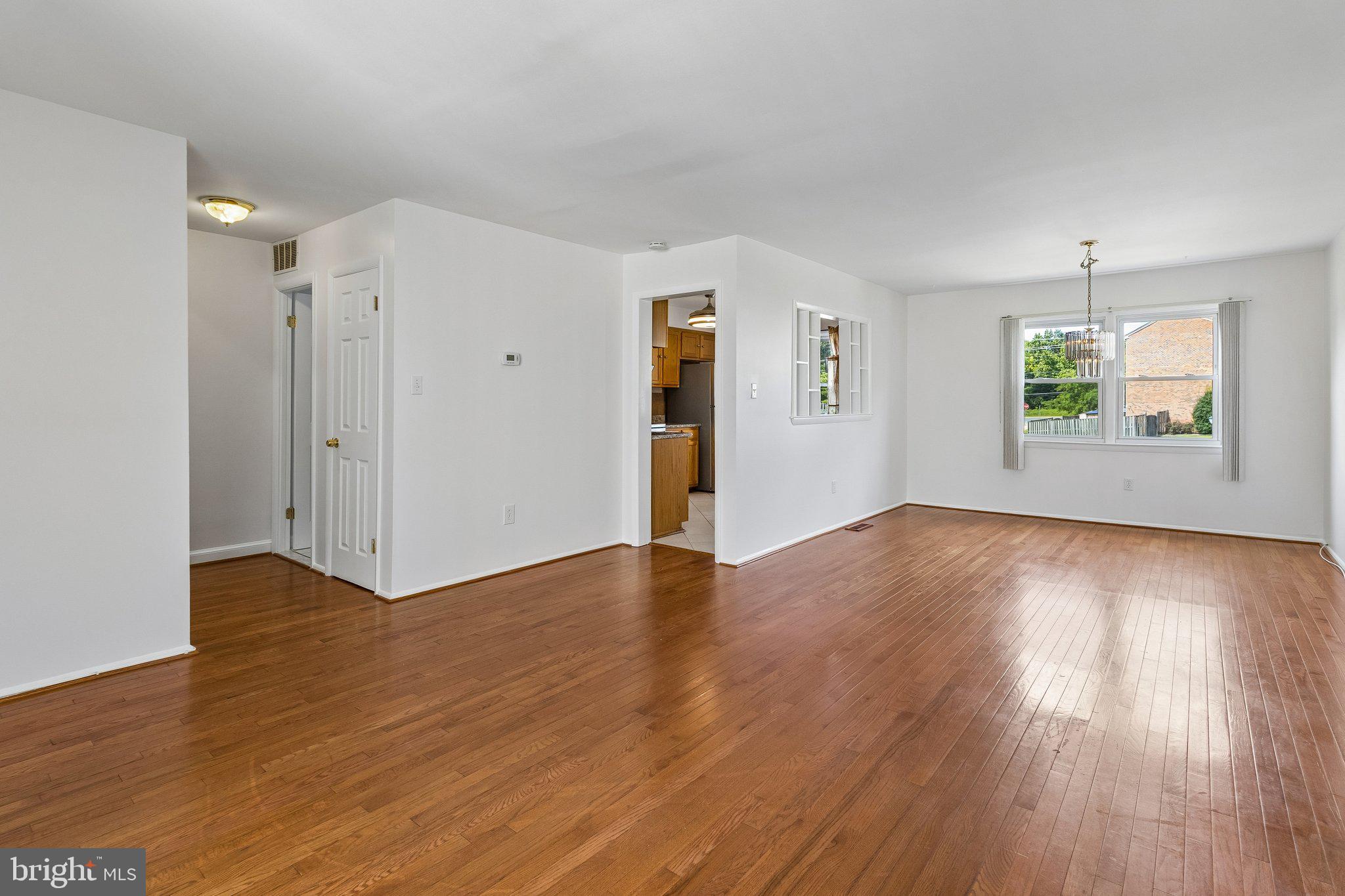 6409 WHITWELL COURT