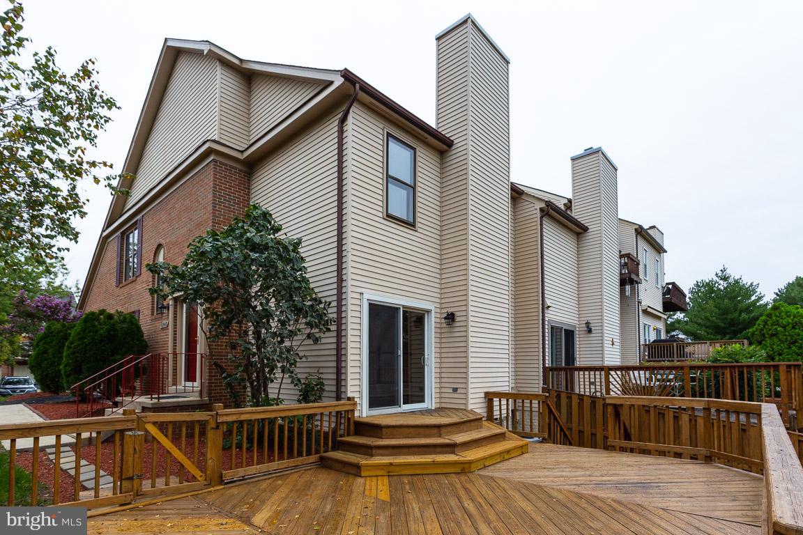 PINECREST - Residential