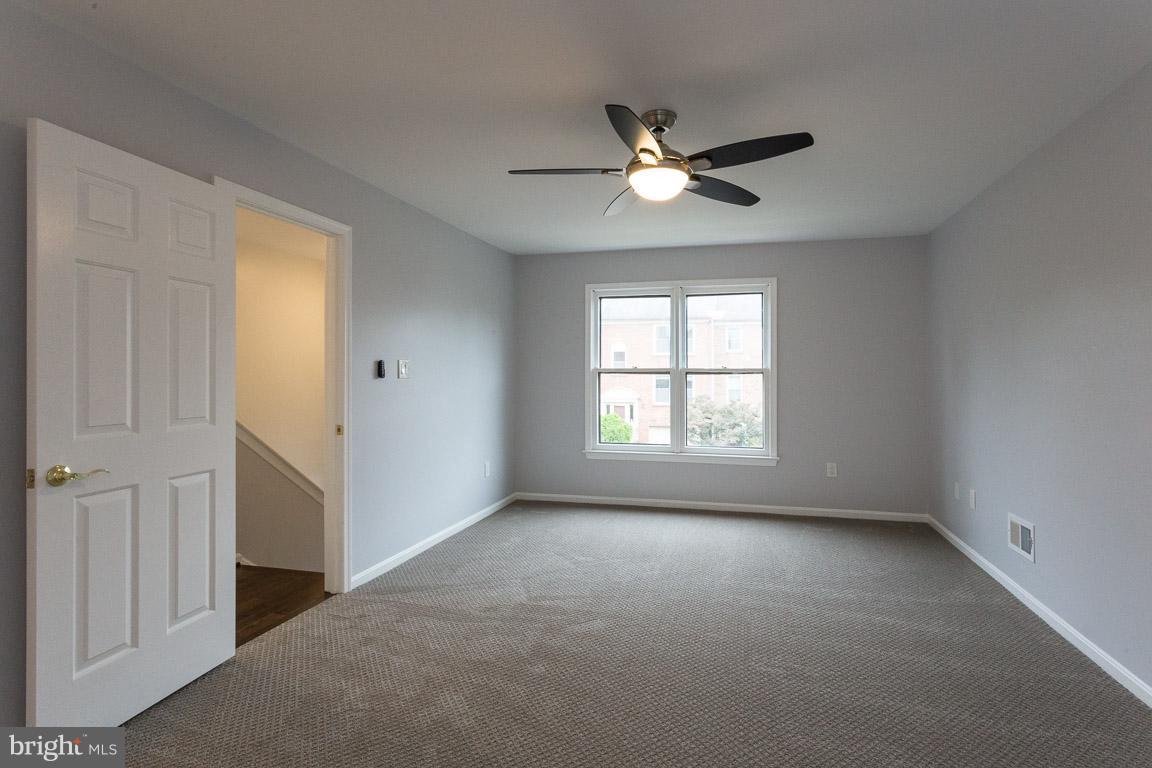 PINECREST - Residential