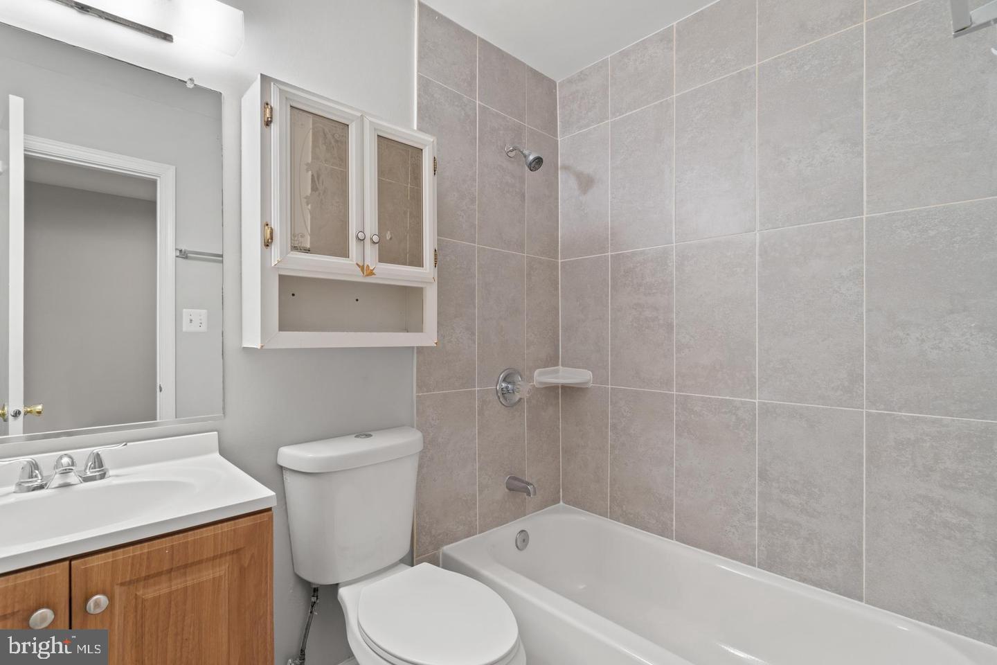 WILLIAMSTOWN - Residential Lease