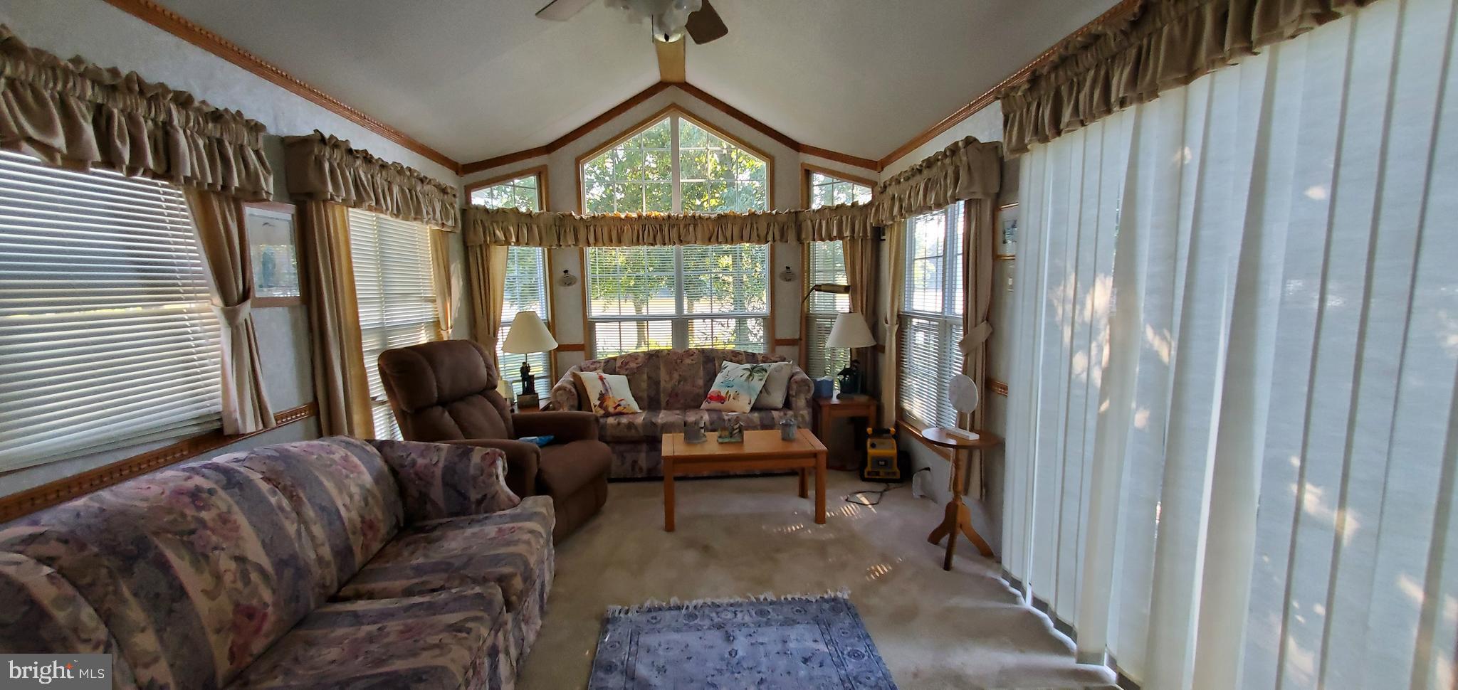 INDIAN ACRES - Residential