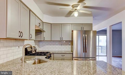 Photo of 115 Salem Road, NORTH BRUNSWICK, NJ 08902 (MLS # NJMX2011810)