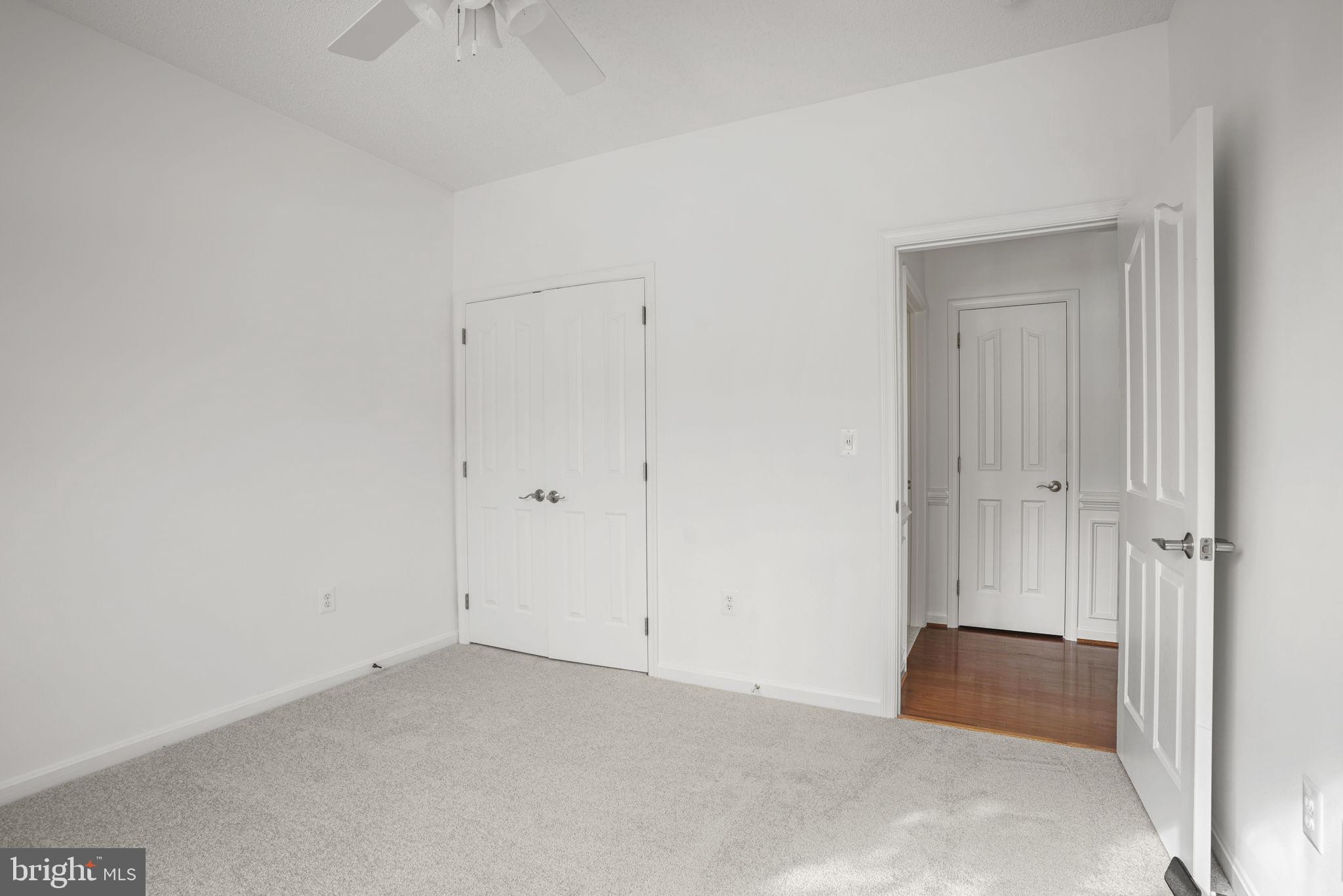 HAWTHORNE GREENE - Residential