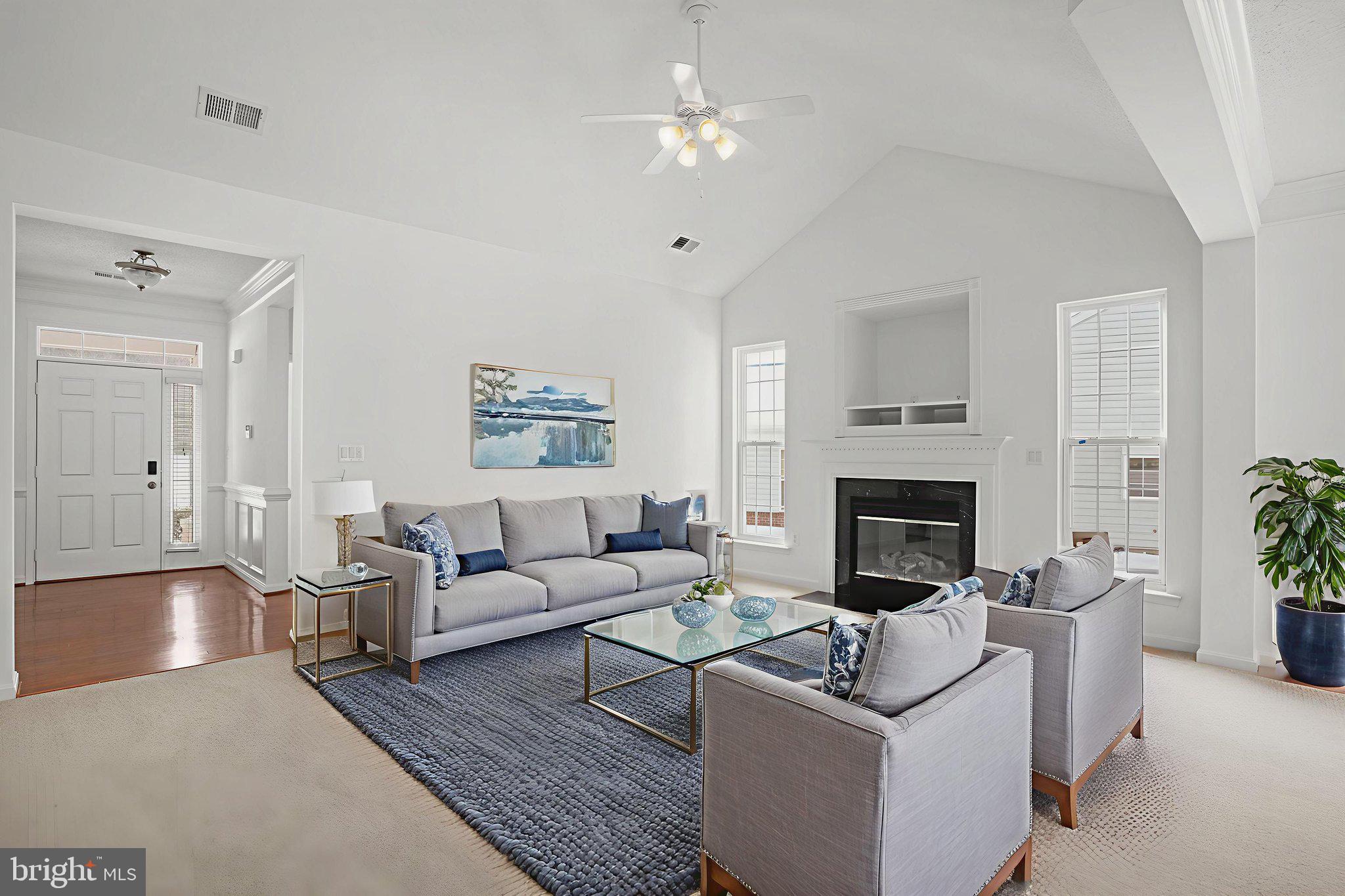 HAWTHORNE GREENE - Residential