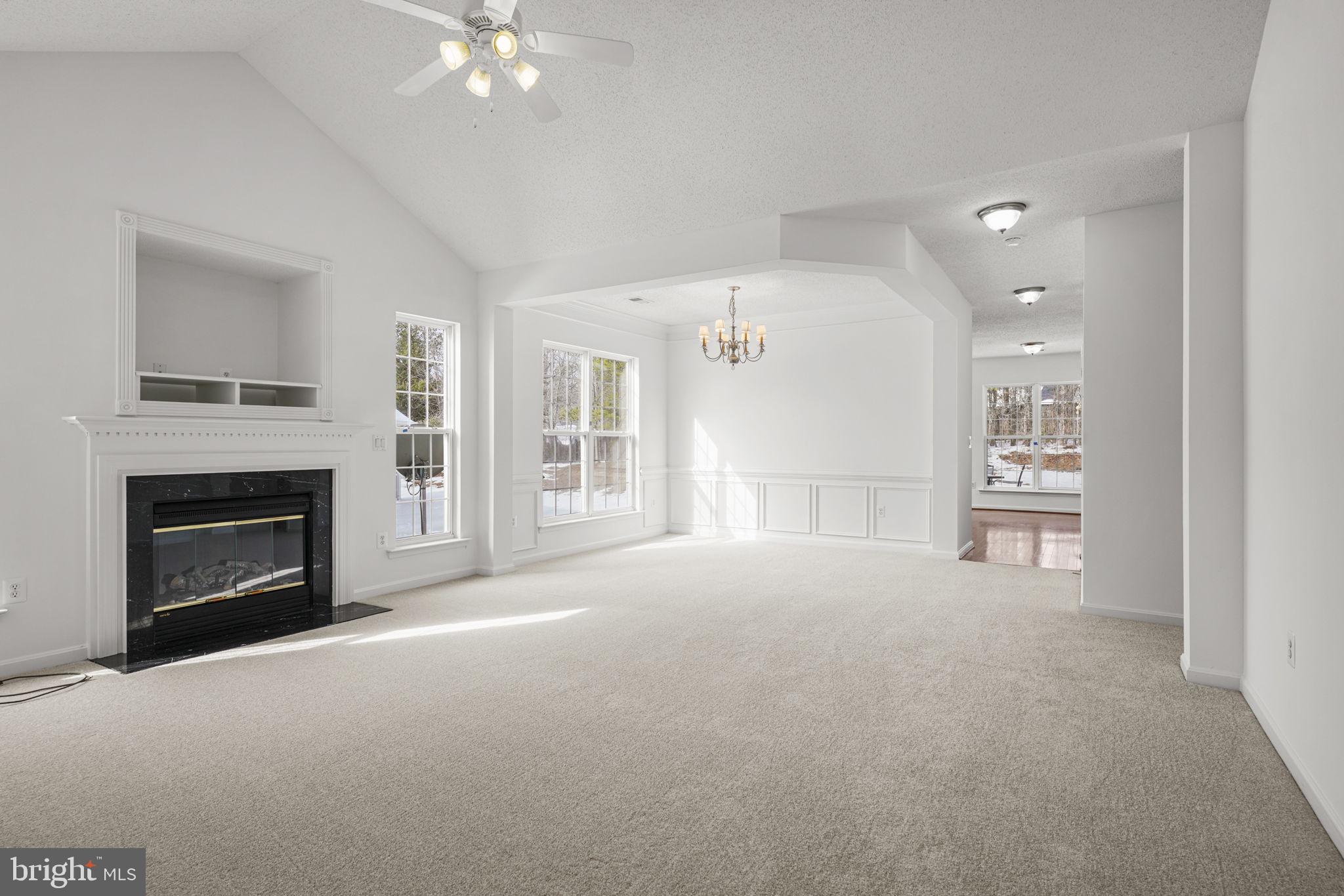 HAWTHORNE GREENE - Residential