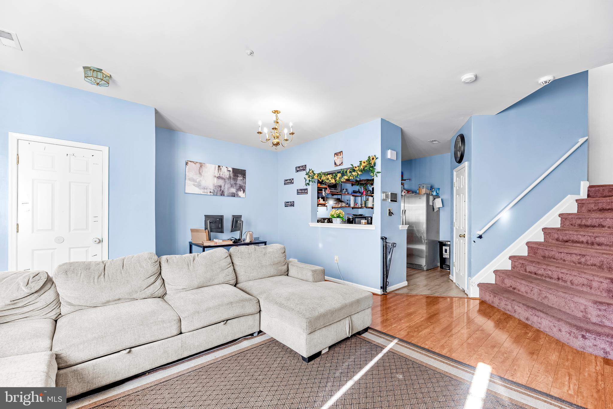 SEVEN OAKS - Residential