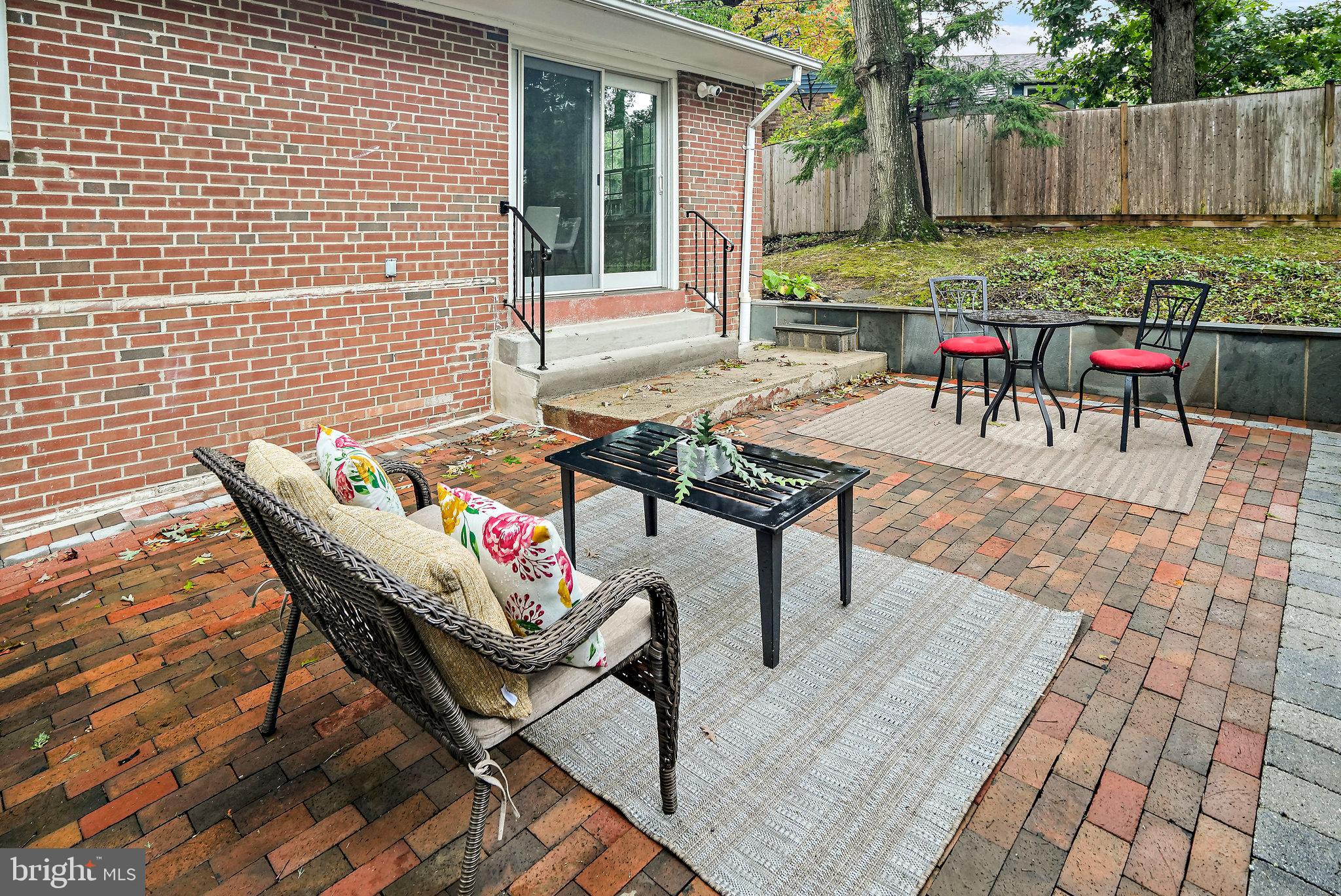 BEVERLY HILLS - Residential