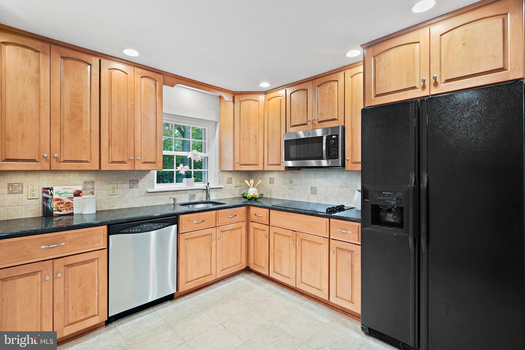 BEVERLY HILLS - Residential