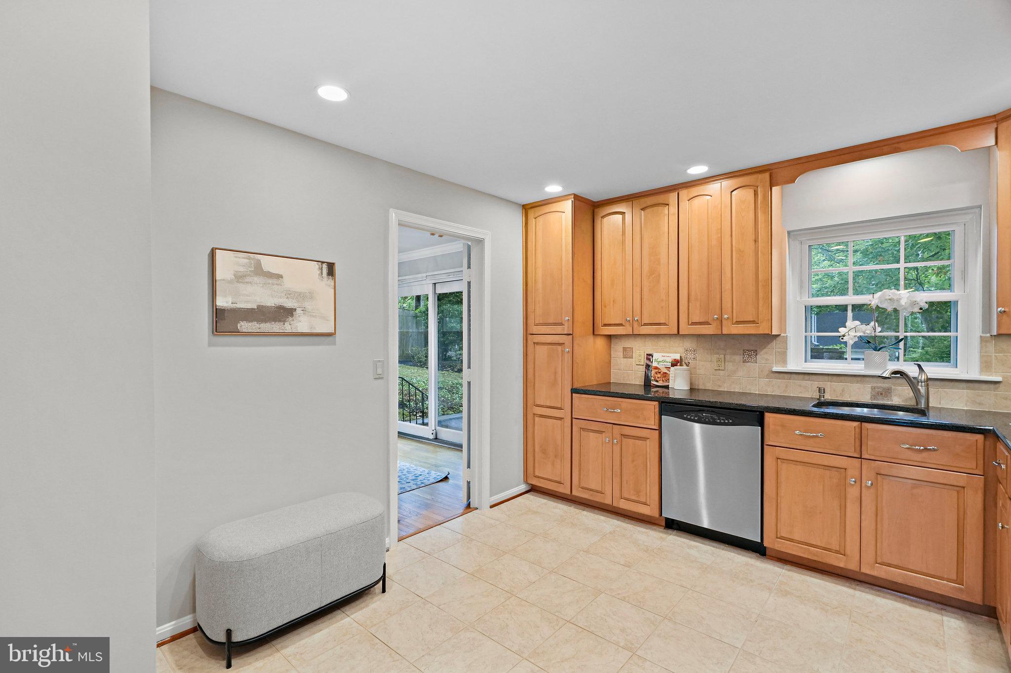 BEVERLY HILLS - Residential