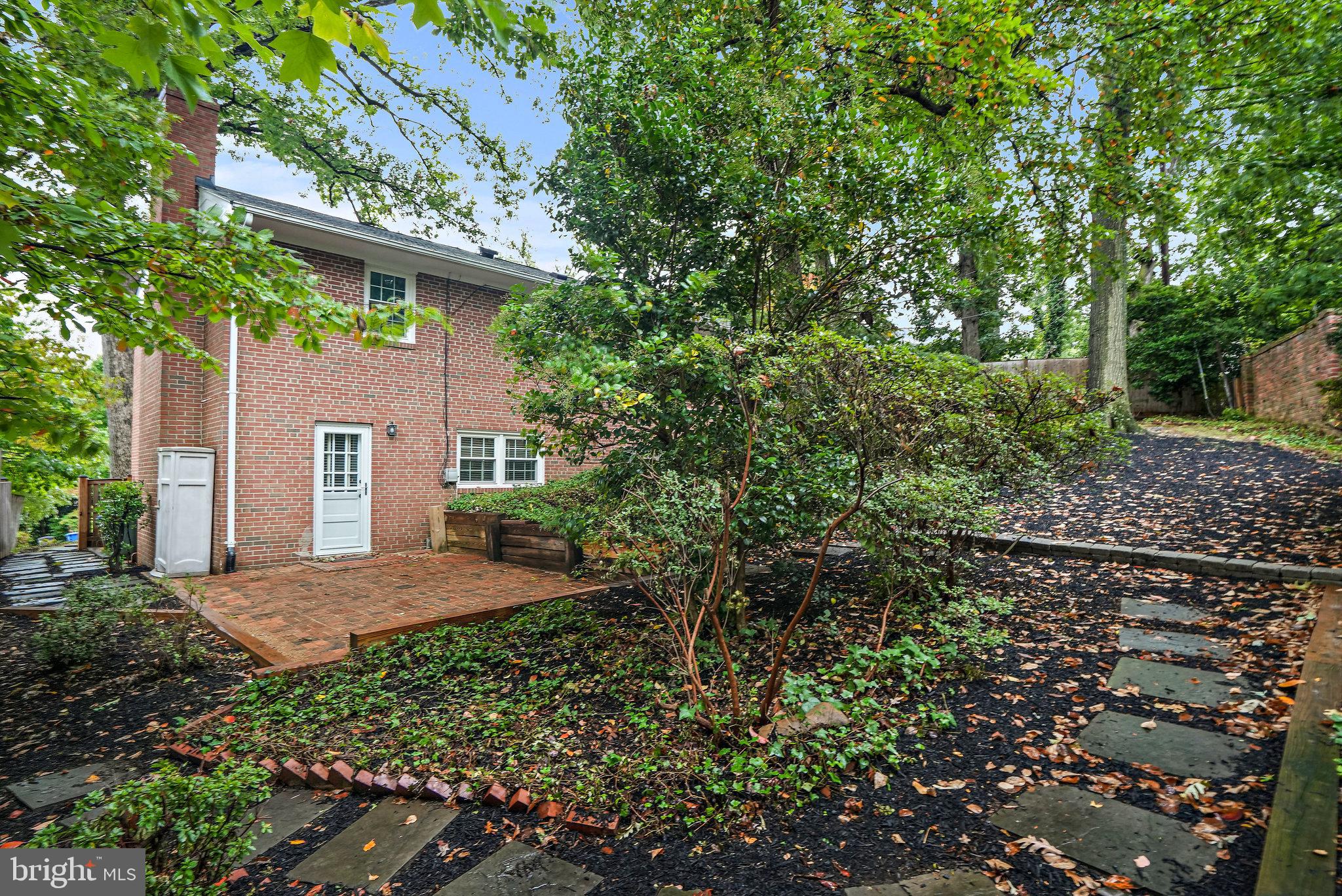 BEVERLY HILLS - Residential