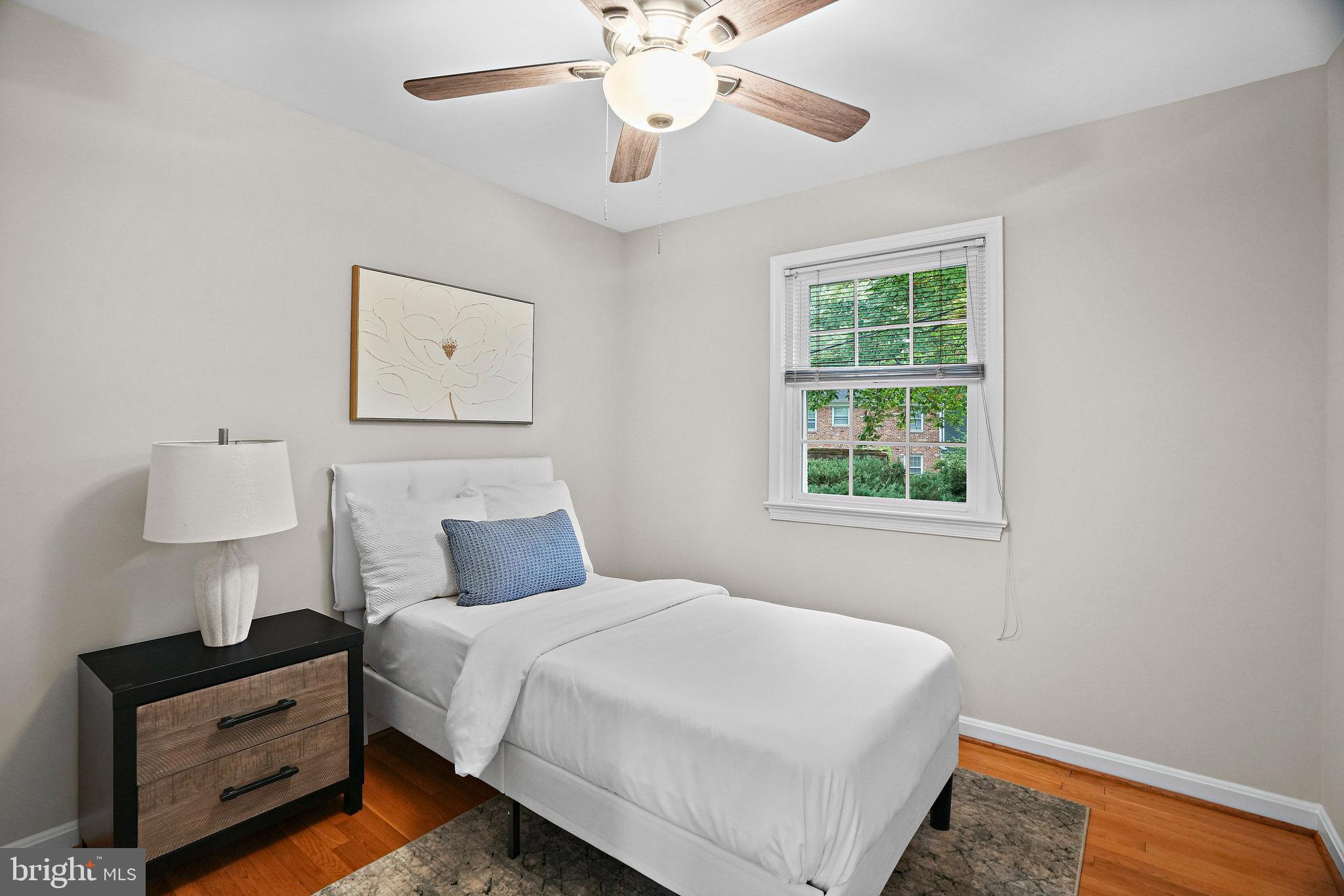 BEVERLY HILLS - Residential