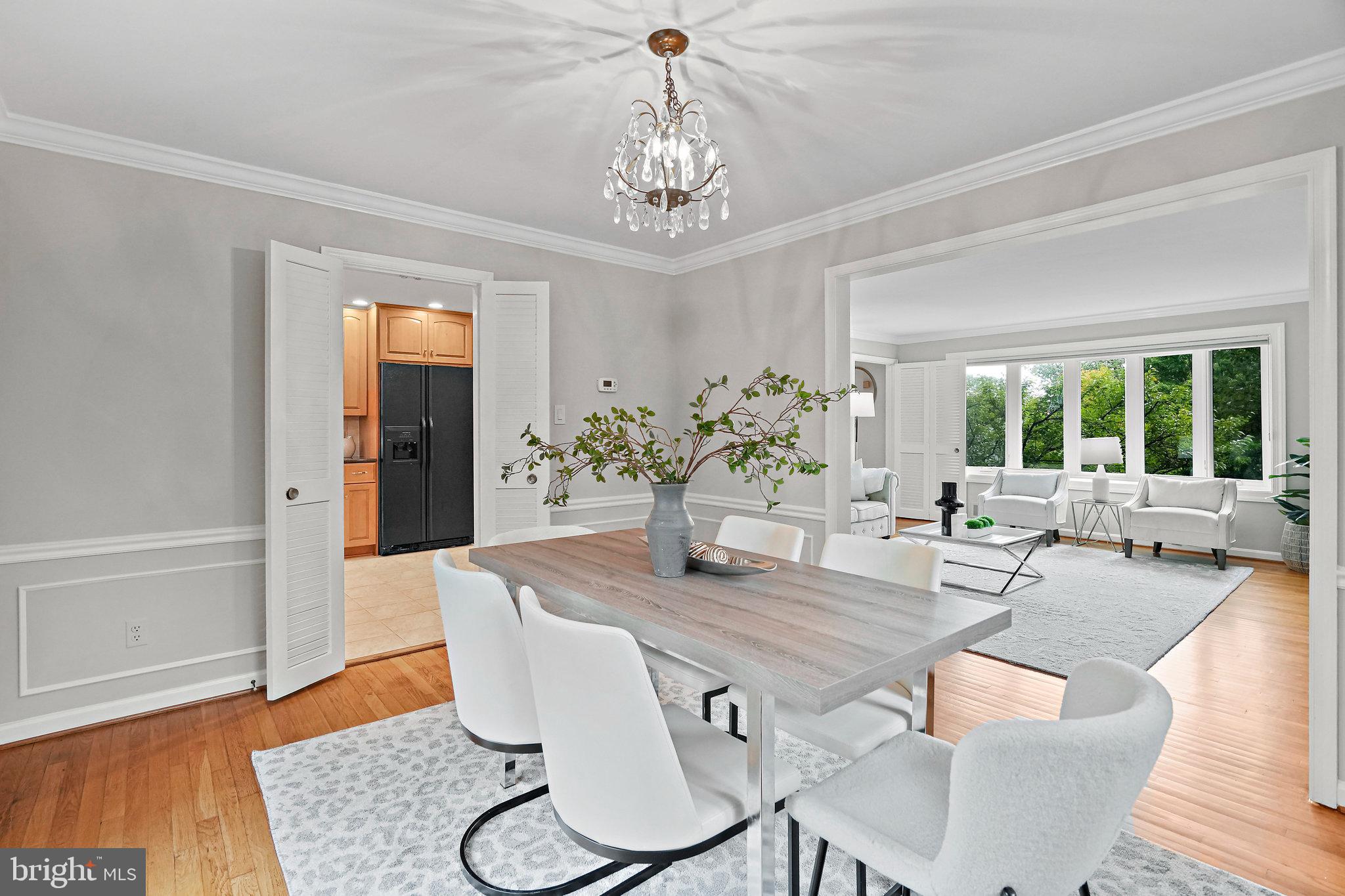 BEVERLY HILLS - Residential