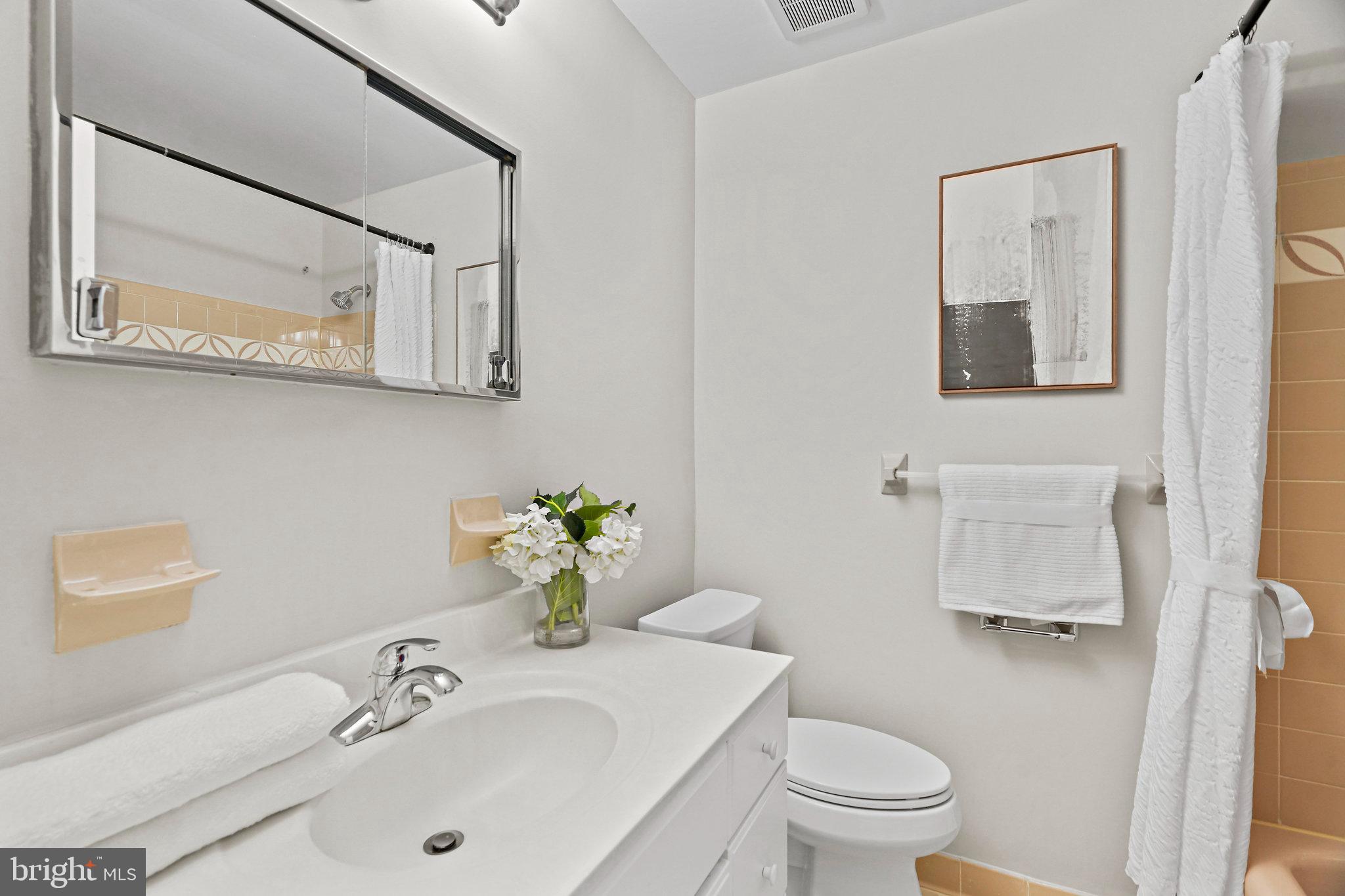 BEVERLY HILLS - Residential