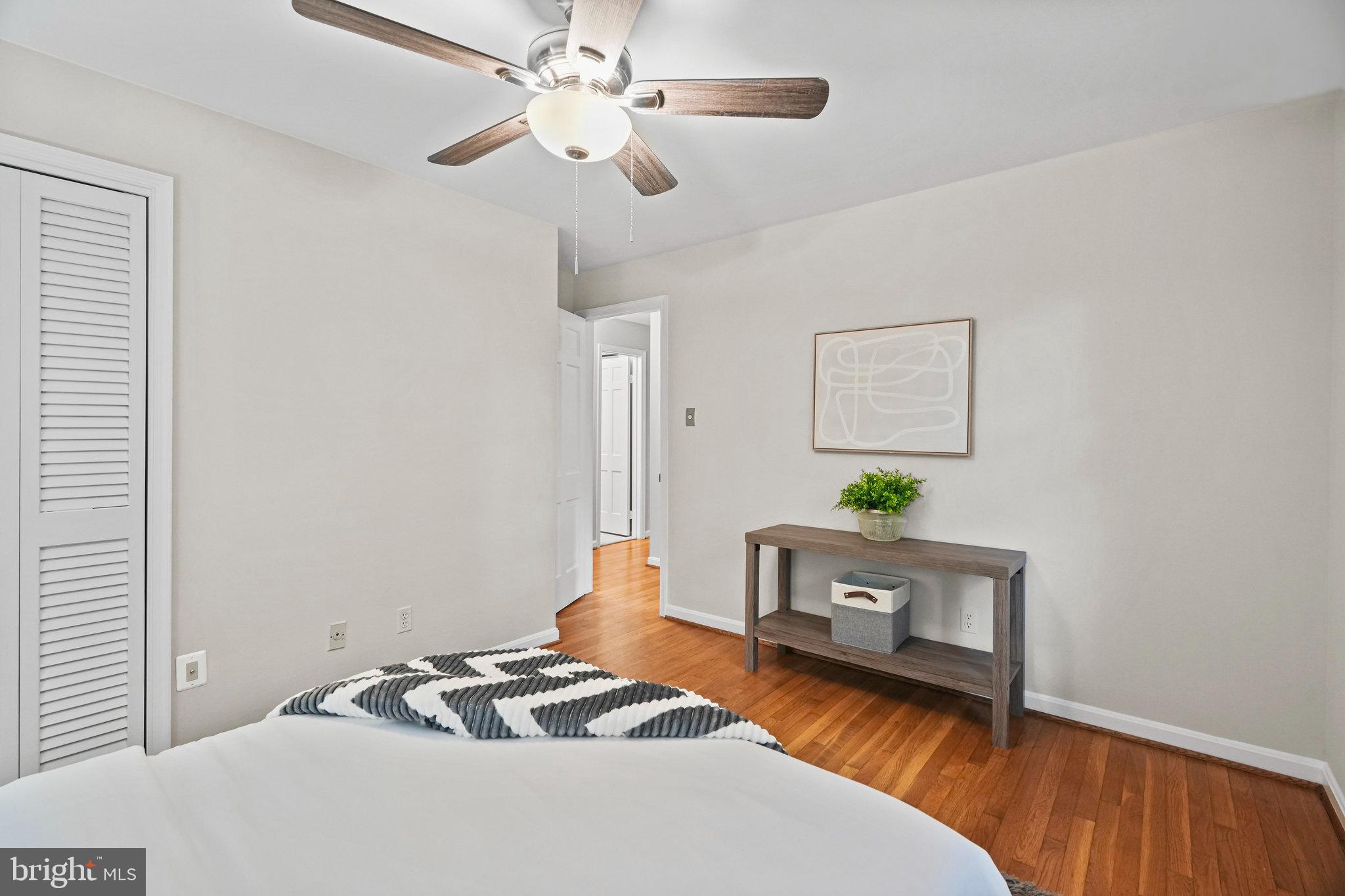 BEVERLY HILLS - Residential