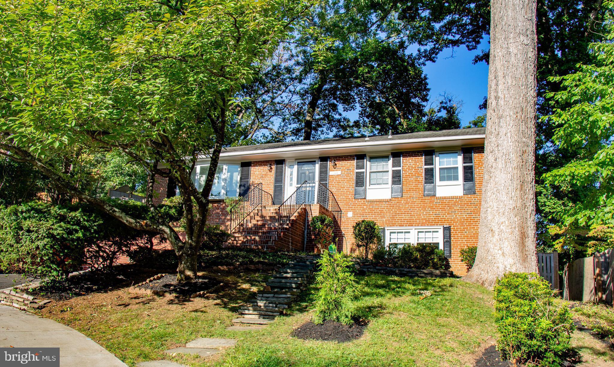 BEVERLY HILLS - Residential