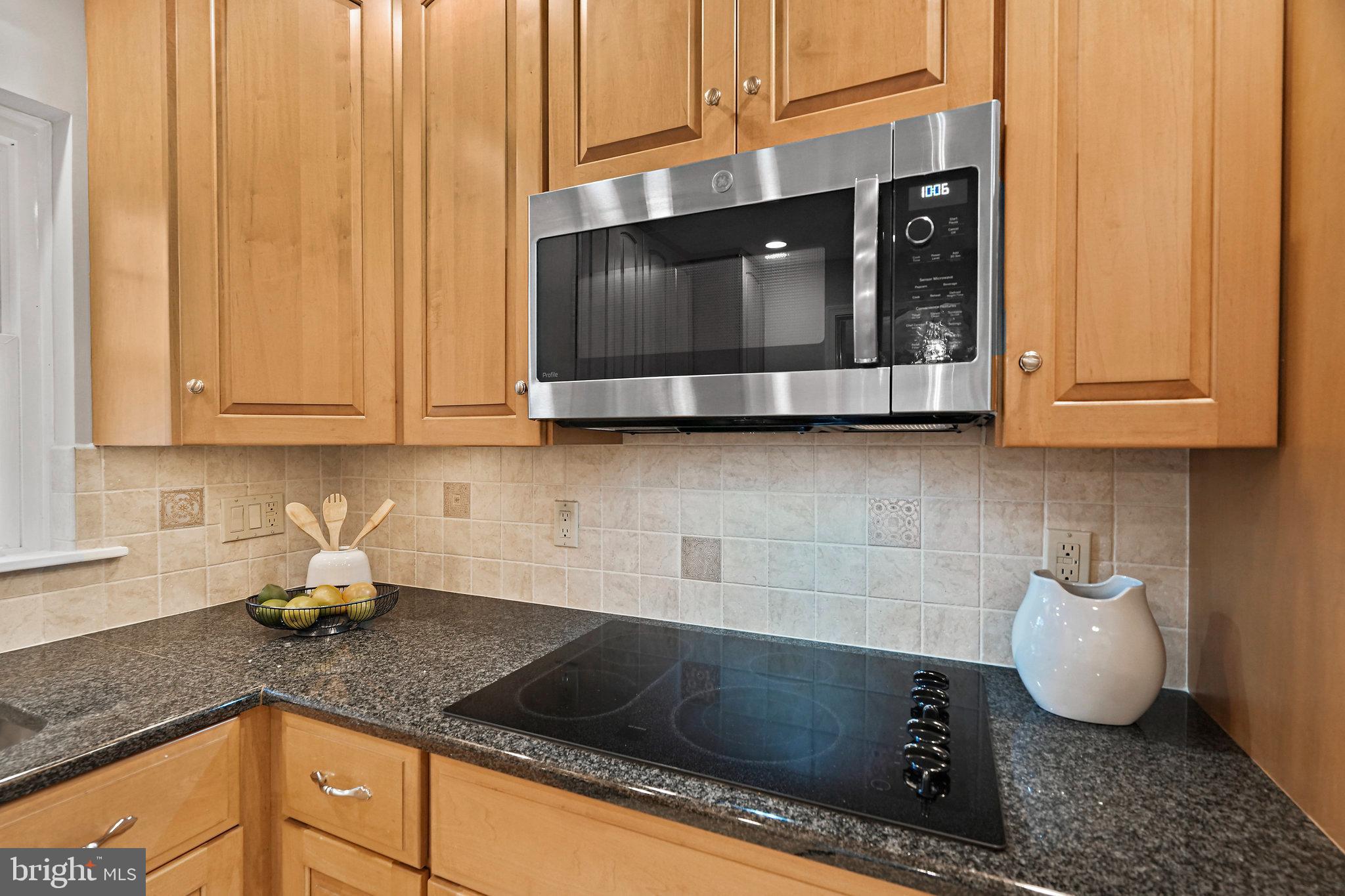 BEVERLY HILLS - Residential