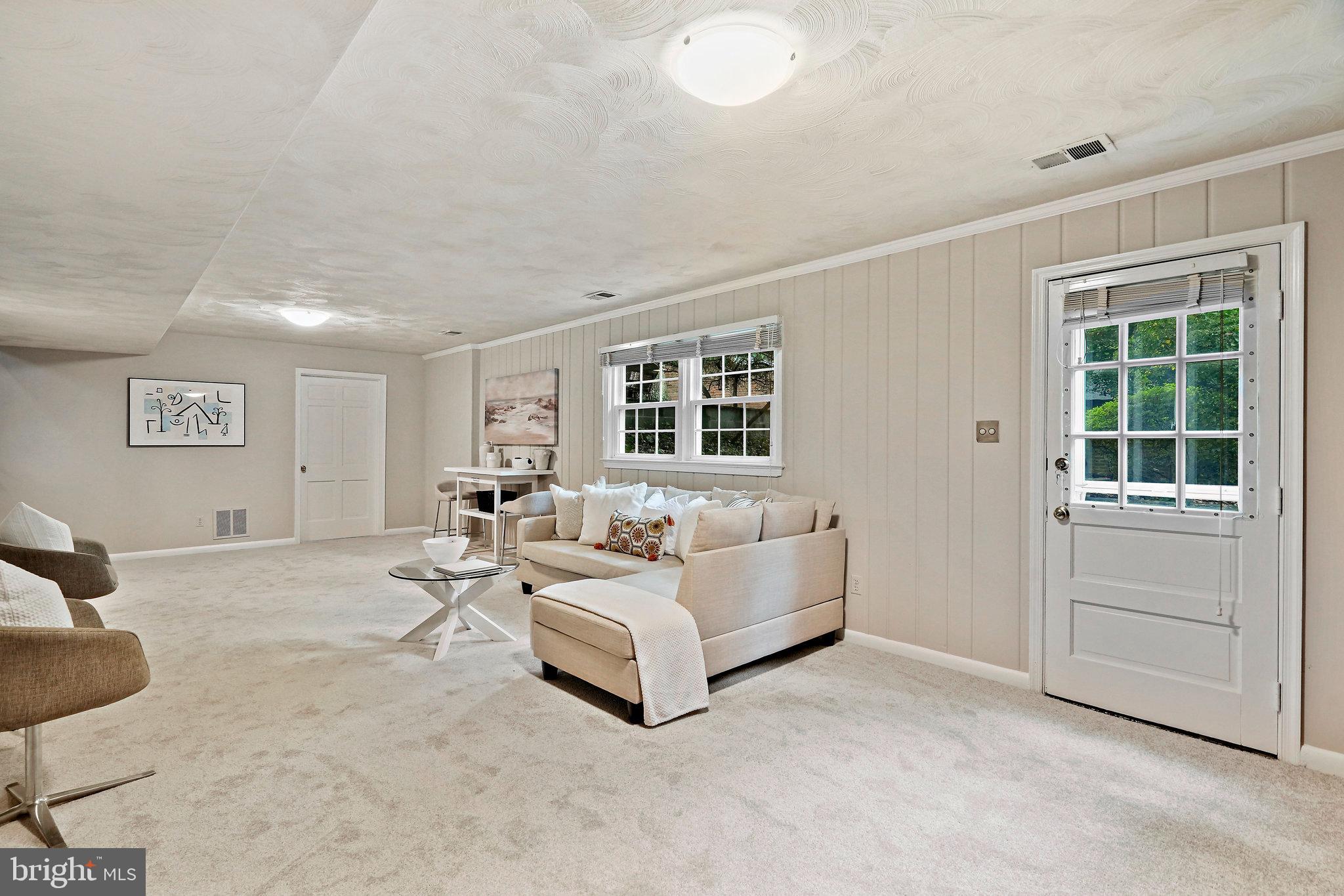 BEVERLY HILLS - Residential