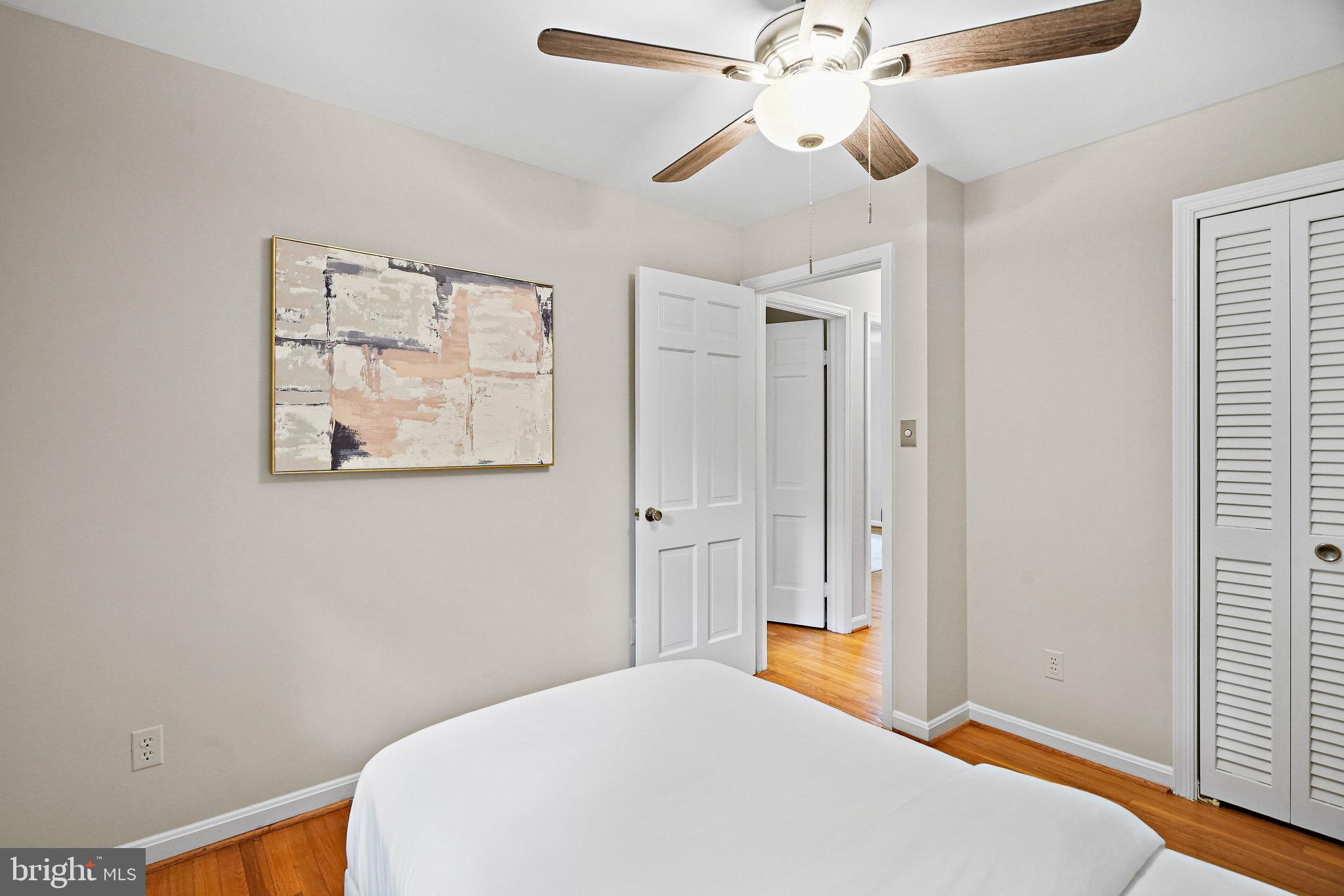 BEVERLY HILLS - Residential