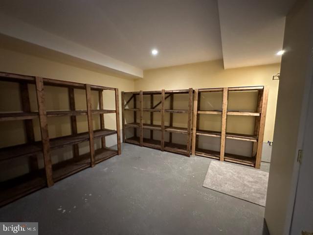 CRESCENT VALLEY - Residential Lease