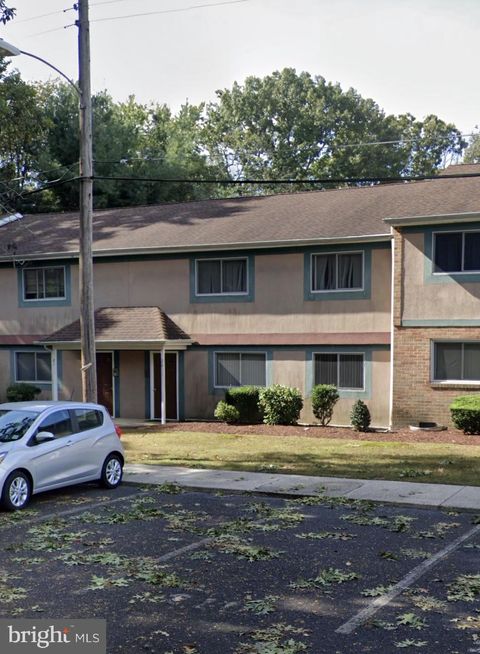 Condo For Sale - 220 Park Avenue #21U<br/> HAMMONTON, NJ 08037
