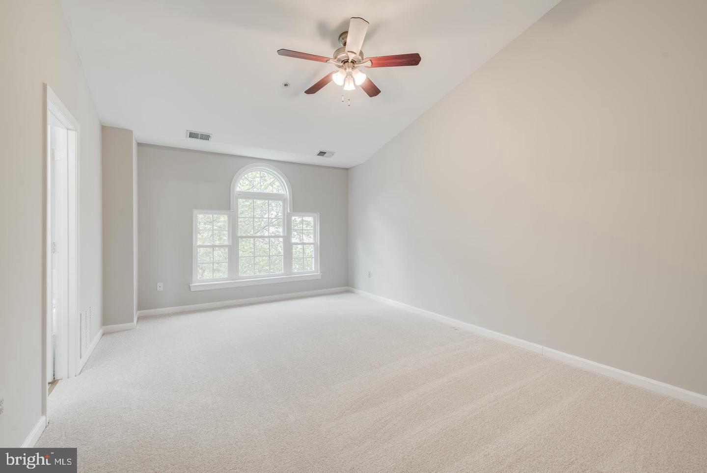 RUSSETT - Residential Lease