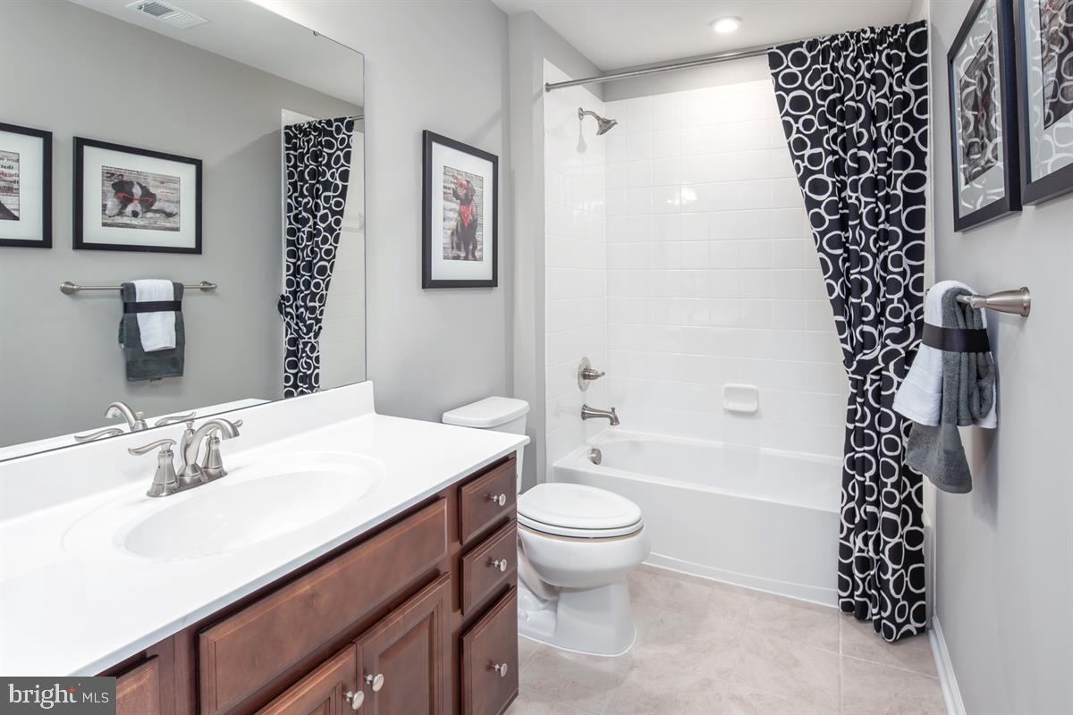 MAGNESS MILL - Residential