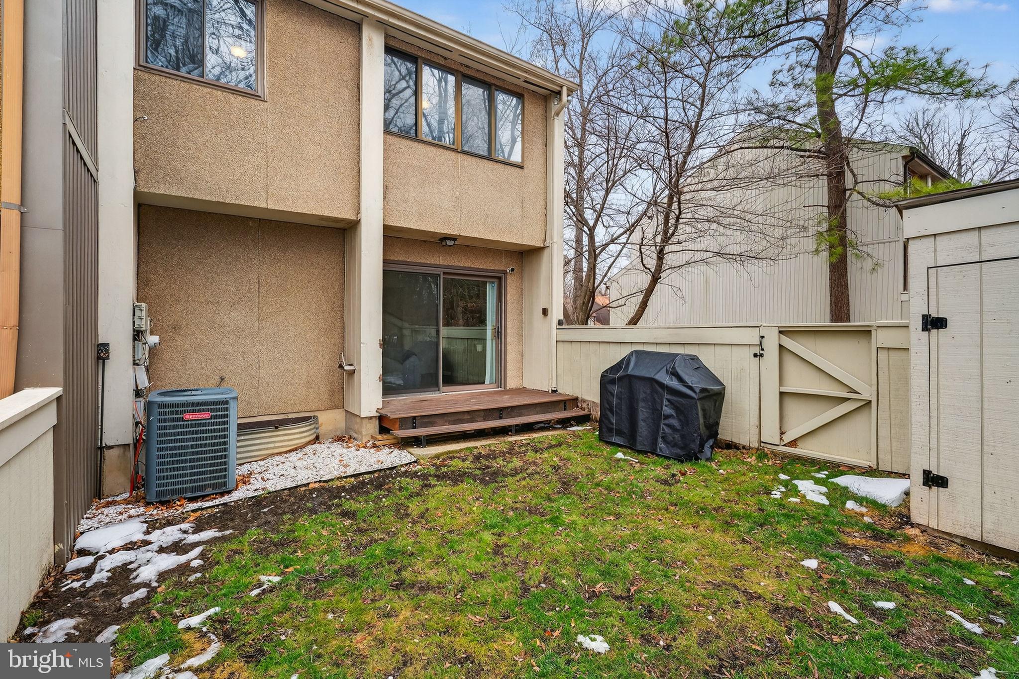 RIPPON LANDING - Residential