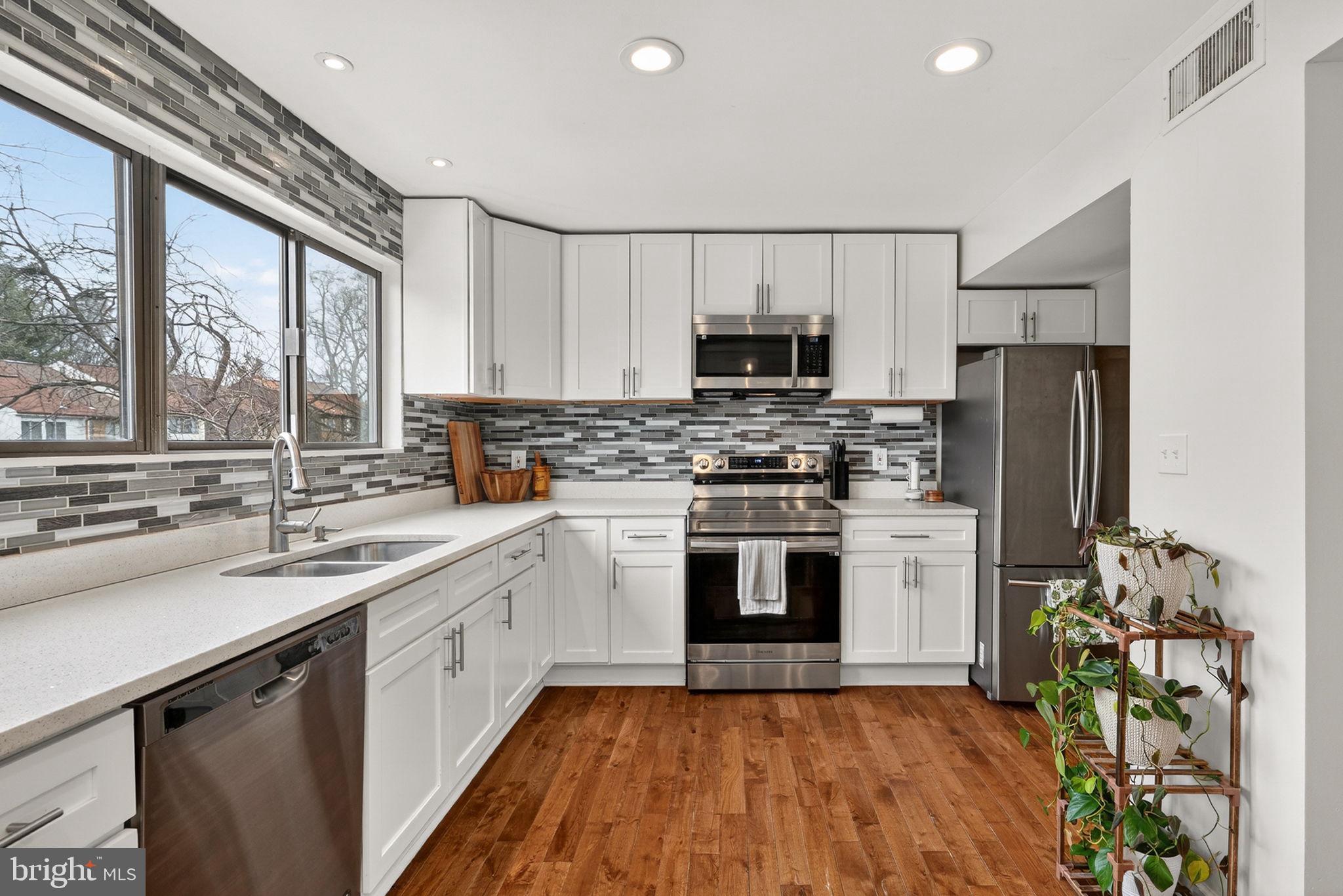 RIPPON LANDING - Residential