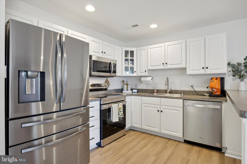 Photo of 34 Heron Drive, Denver, PA 17517 (MLS # PALA2047142)