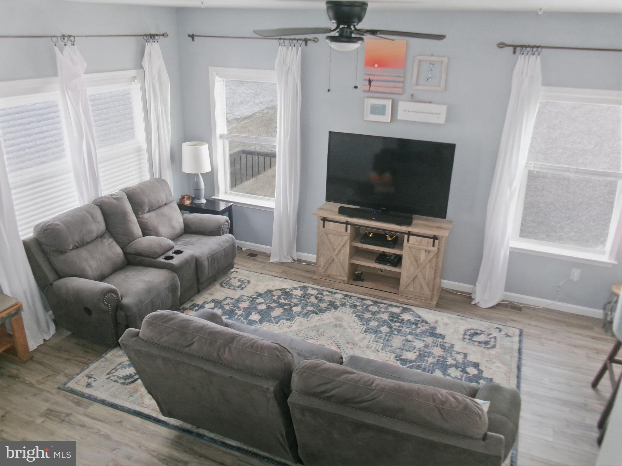 DEVON CREEK - Residential