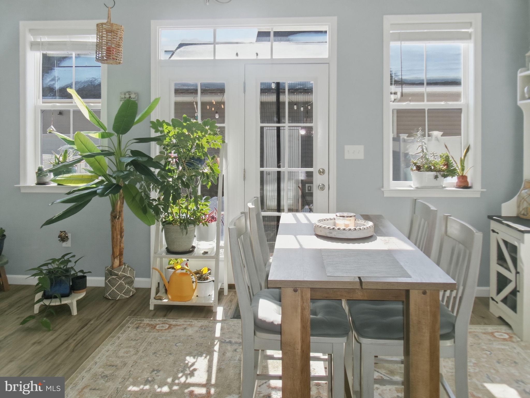 DEVON CREEK - Residential