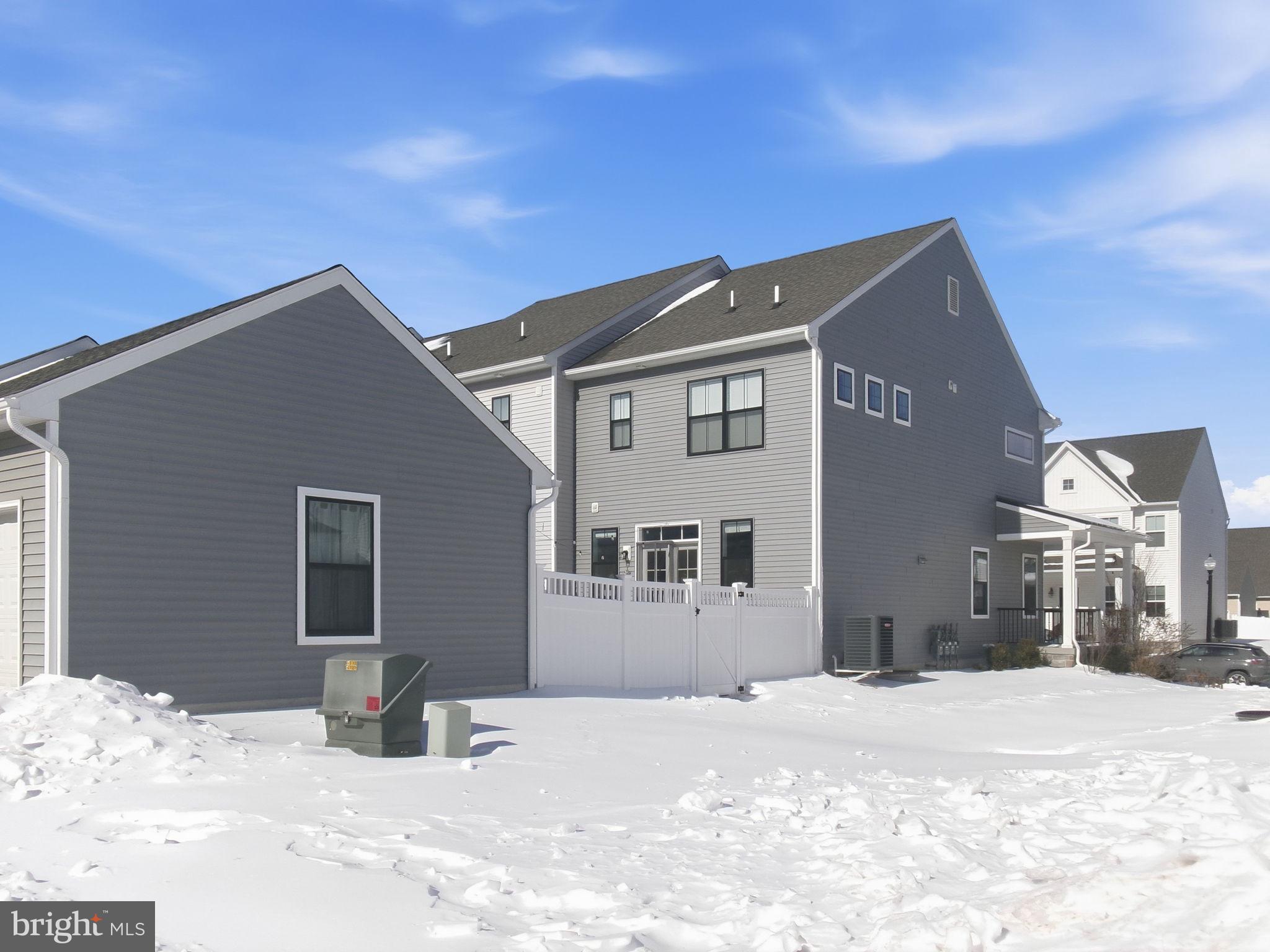 DEVON CREEK - Residential