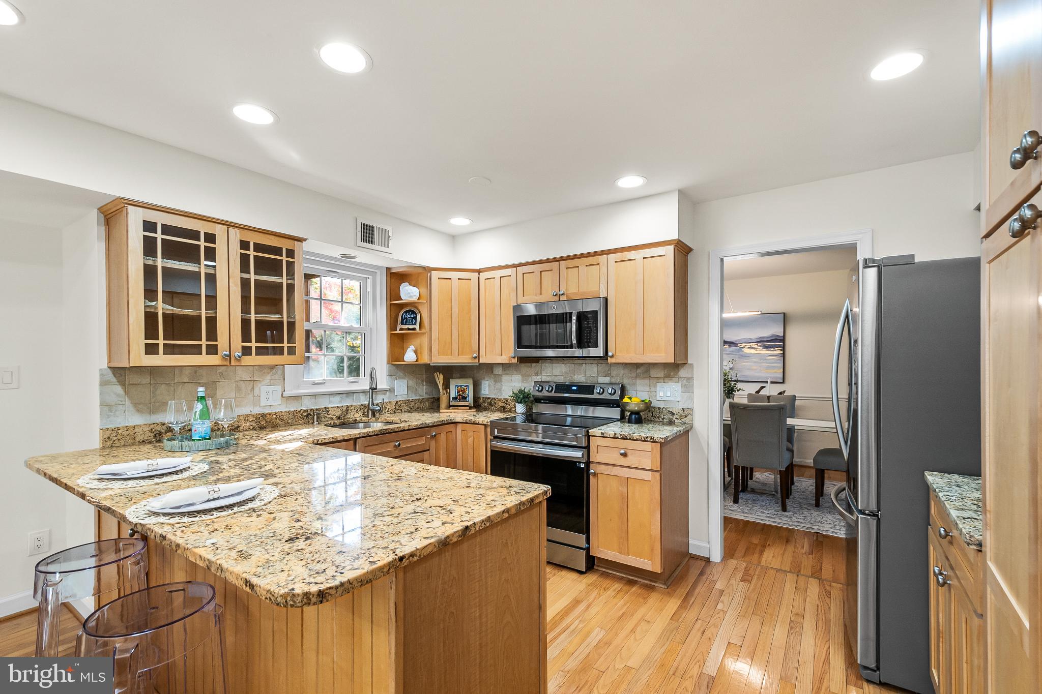 BURKE CENTRE - Residential