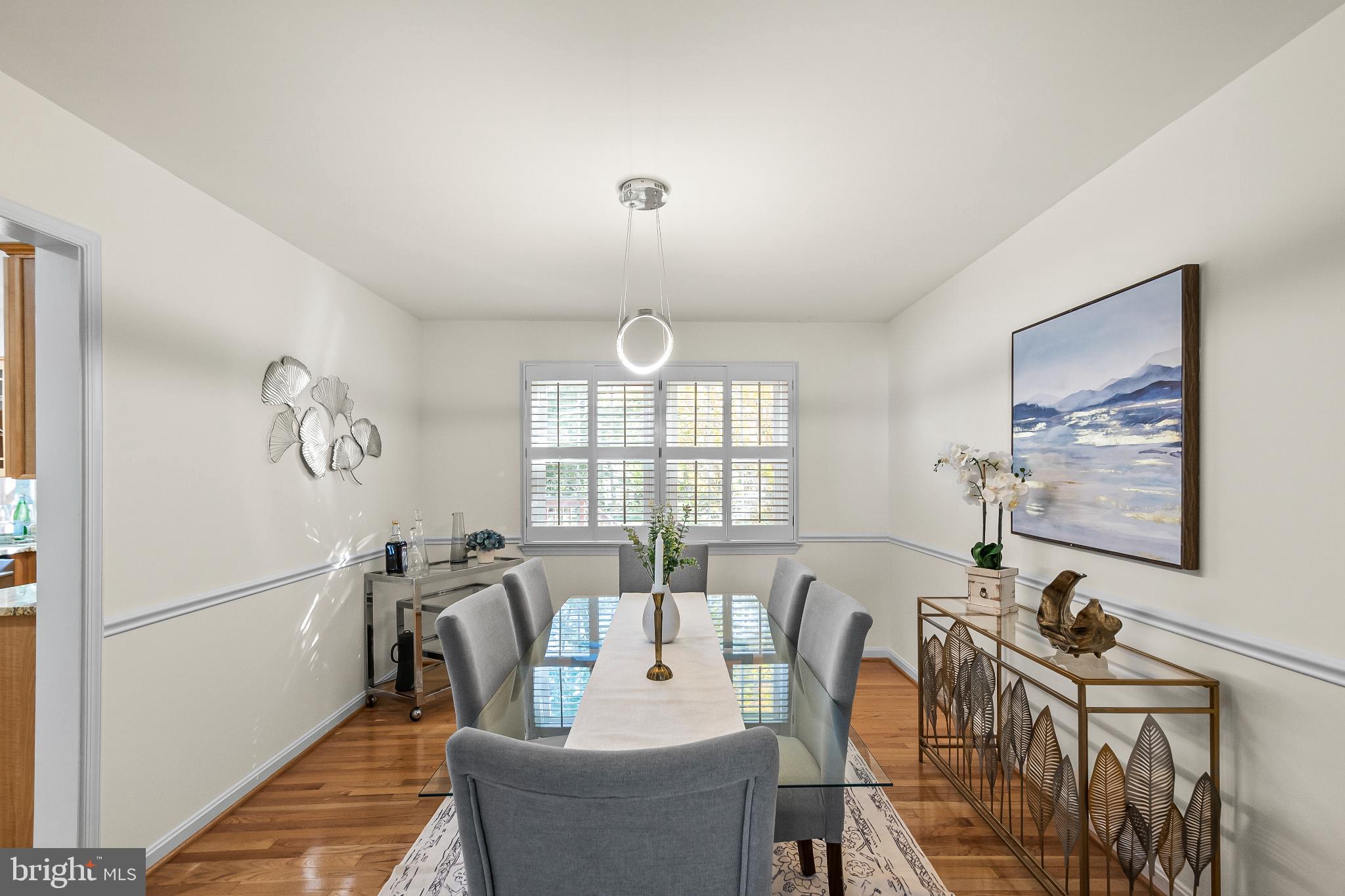 6003 LINCOLNWOOD COURT